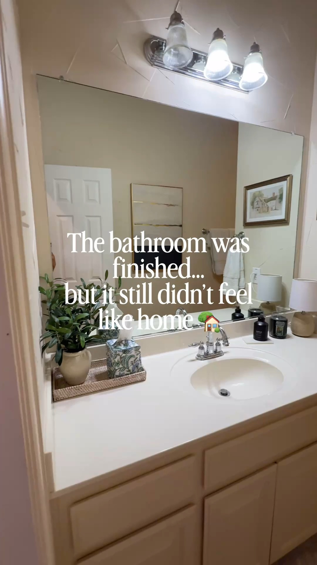 Our guest bathroom is finally complete! Here are the bathroom decor pieces I used make it feel more homey🏡