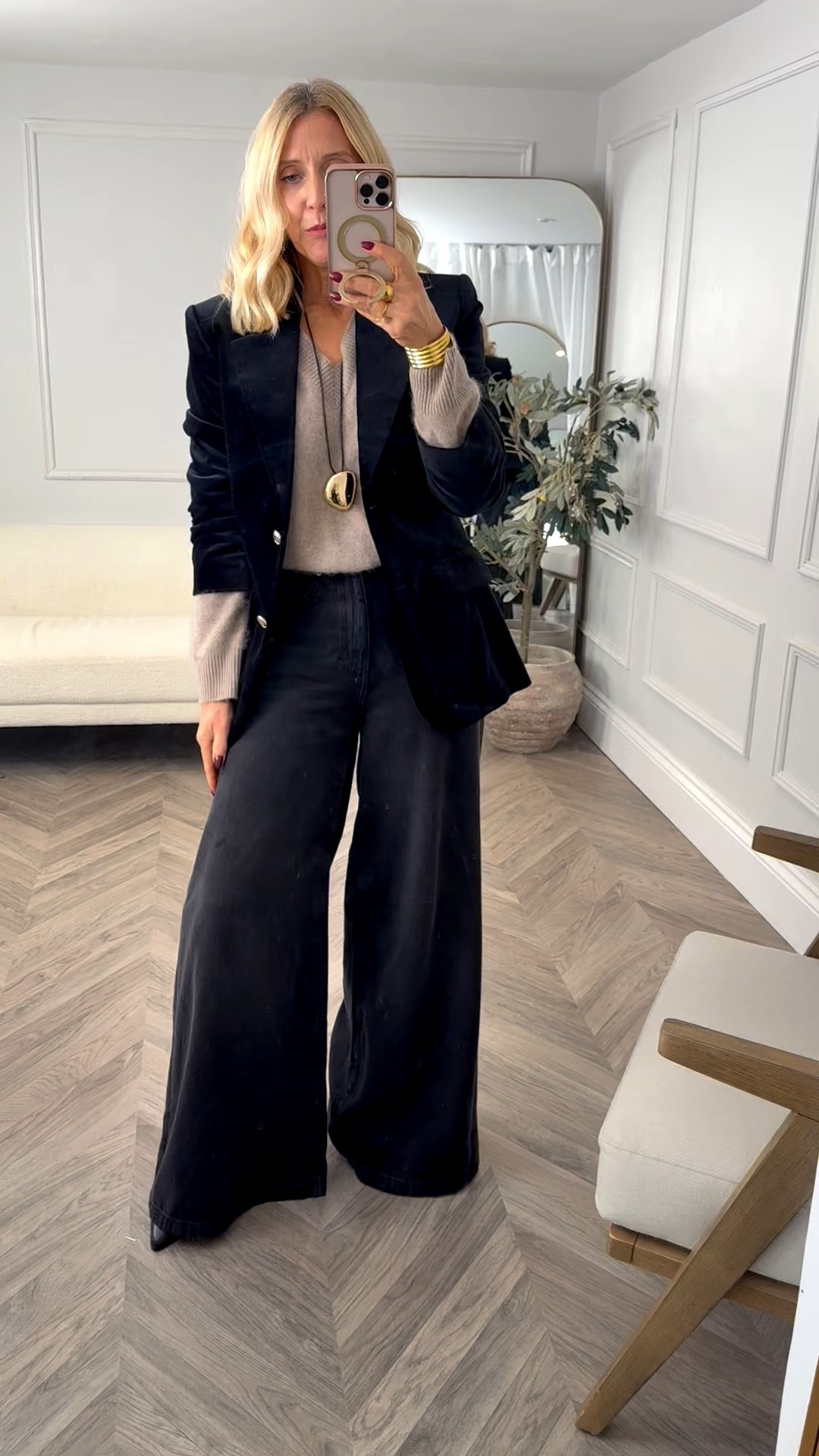 OOTD but a little more glam for a working lunch 😍

#LTKfestive #LTKover50style #LTKwinter