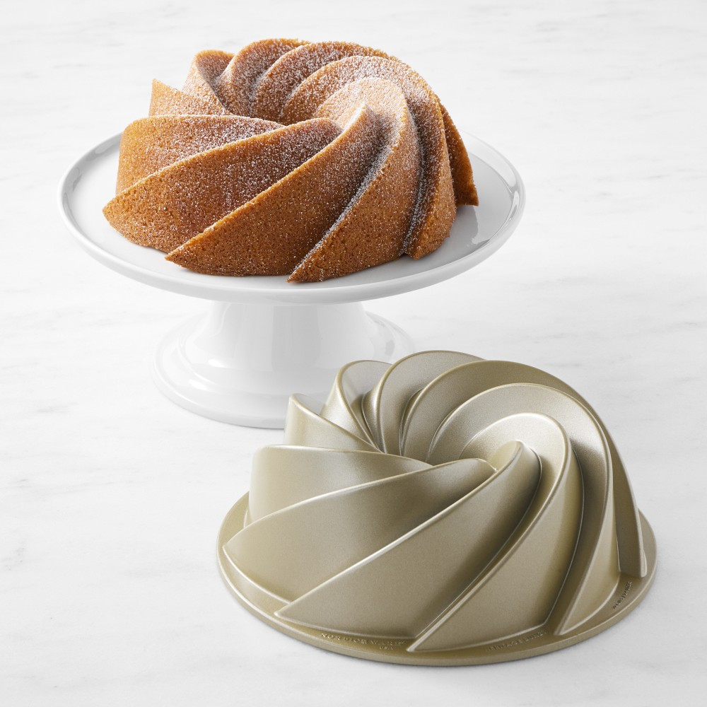 Nordic Ware Nonstick Cast Aluminum Heritage Bundt® Pan | Williams-Sonoma