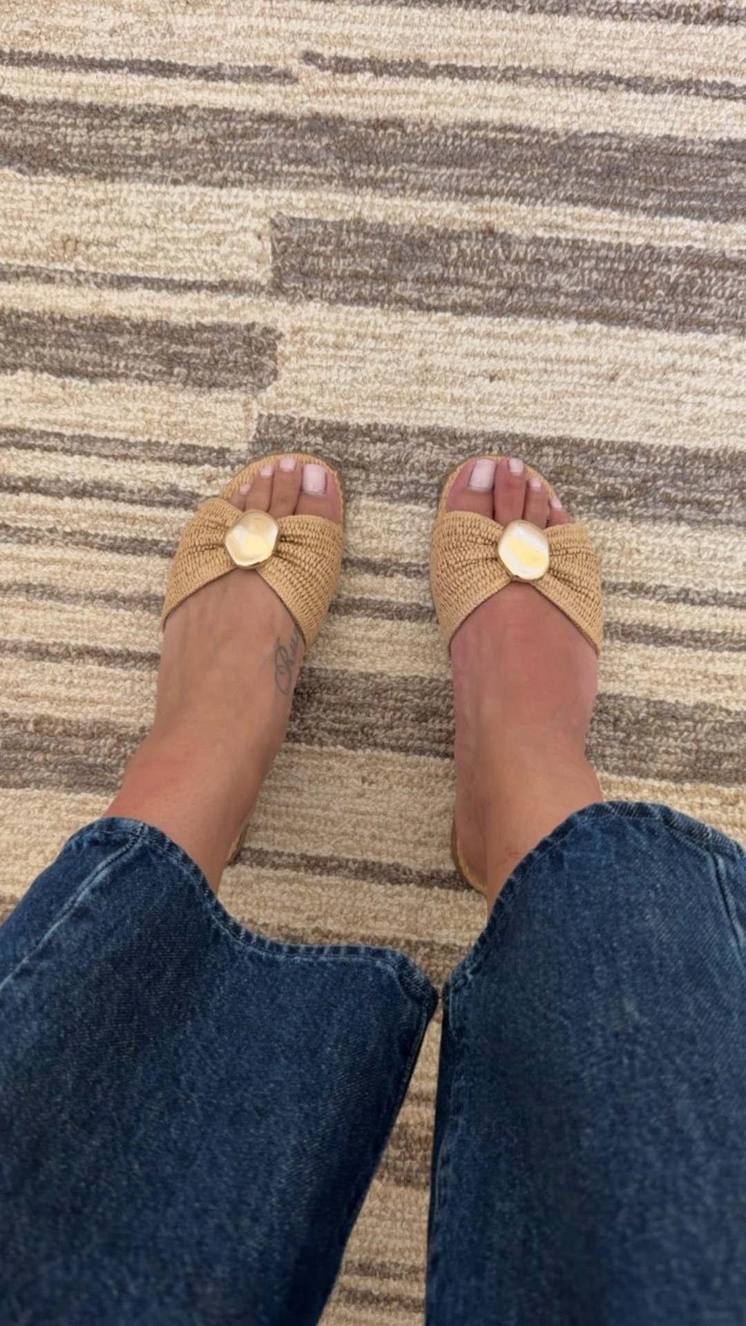 $30 and they fit tts.

#LTKTravel #LTKOver40 #LTKMidsize