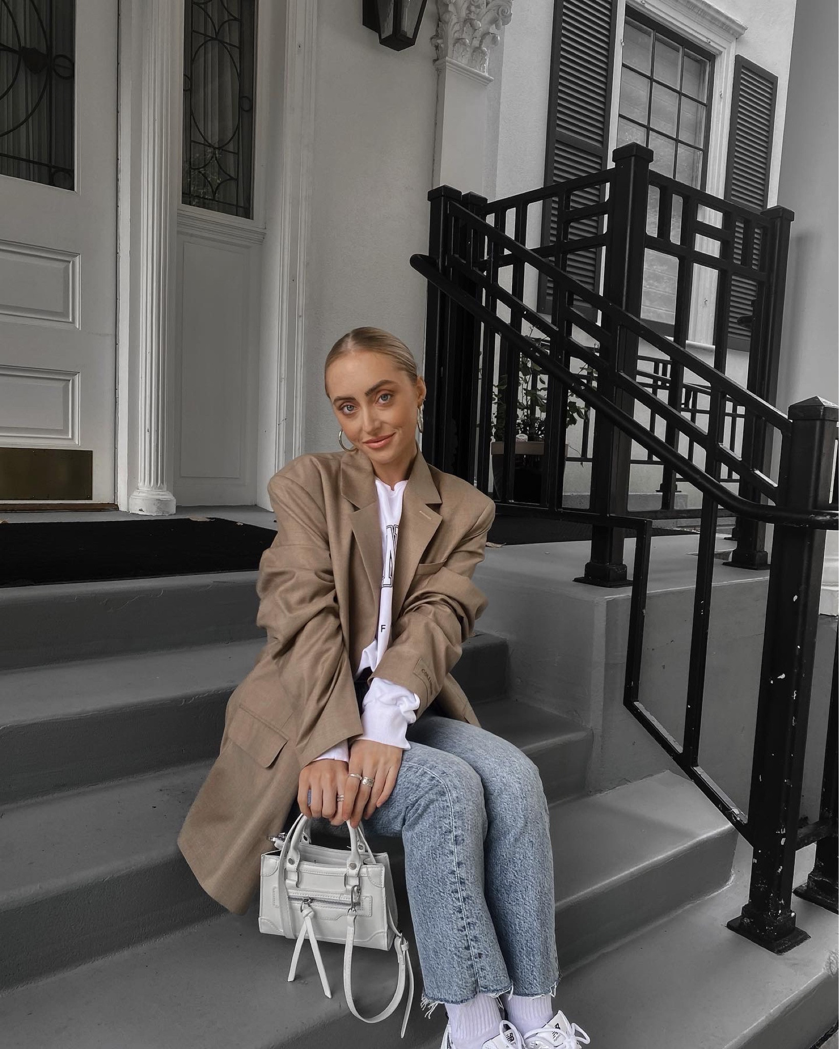 Oversized blazers x denim 

#LTKSeasonal #LTKstyletip #LTKworkwear