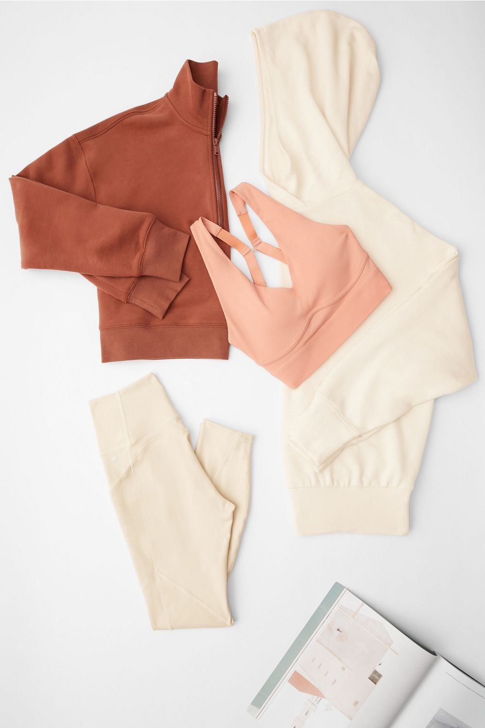 Make Yourself Cozy 4-Piece Bundle | Fabletics