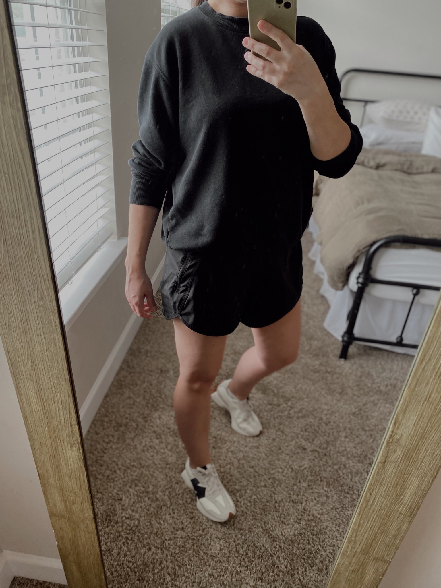 Morning uniform for morning walks now that the weather has officially warmed up here in Nashville.

I have these shorts in 5 colors so far and I don’t plan on stopping. So good for under $30👌



#LTKOver40 #LTKdayinmylife #LTKActive