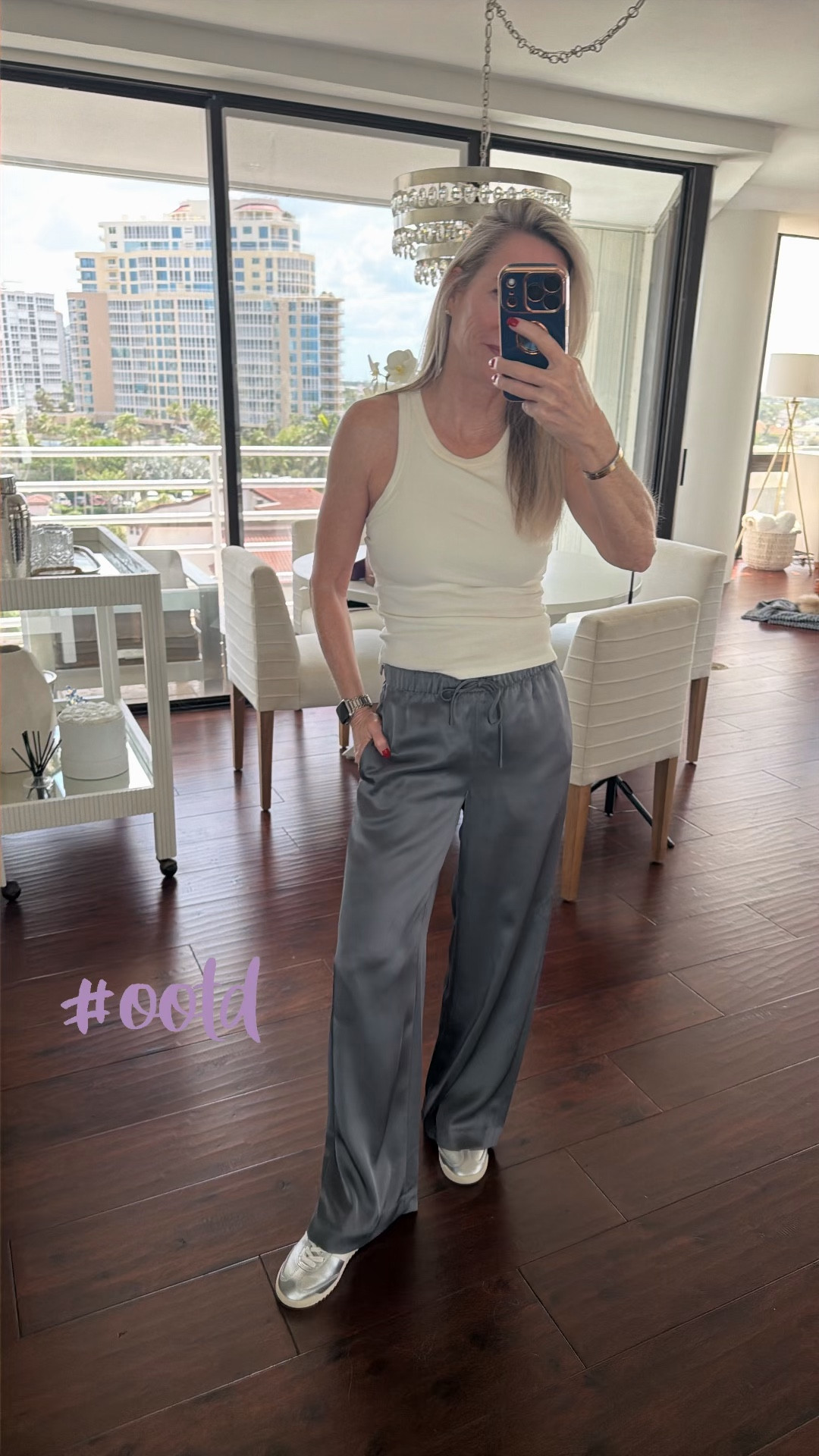 The drawstring pants come in satin crepe and linen!  

#LTKOver40 #LTKgrwm #LTKSeasonal