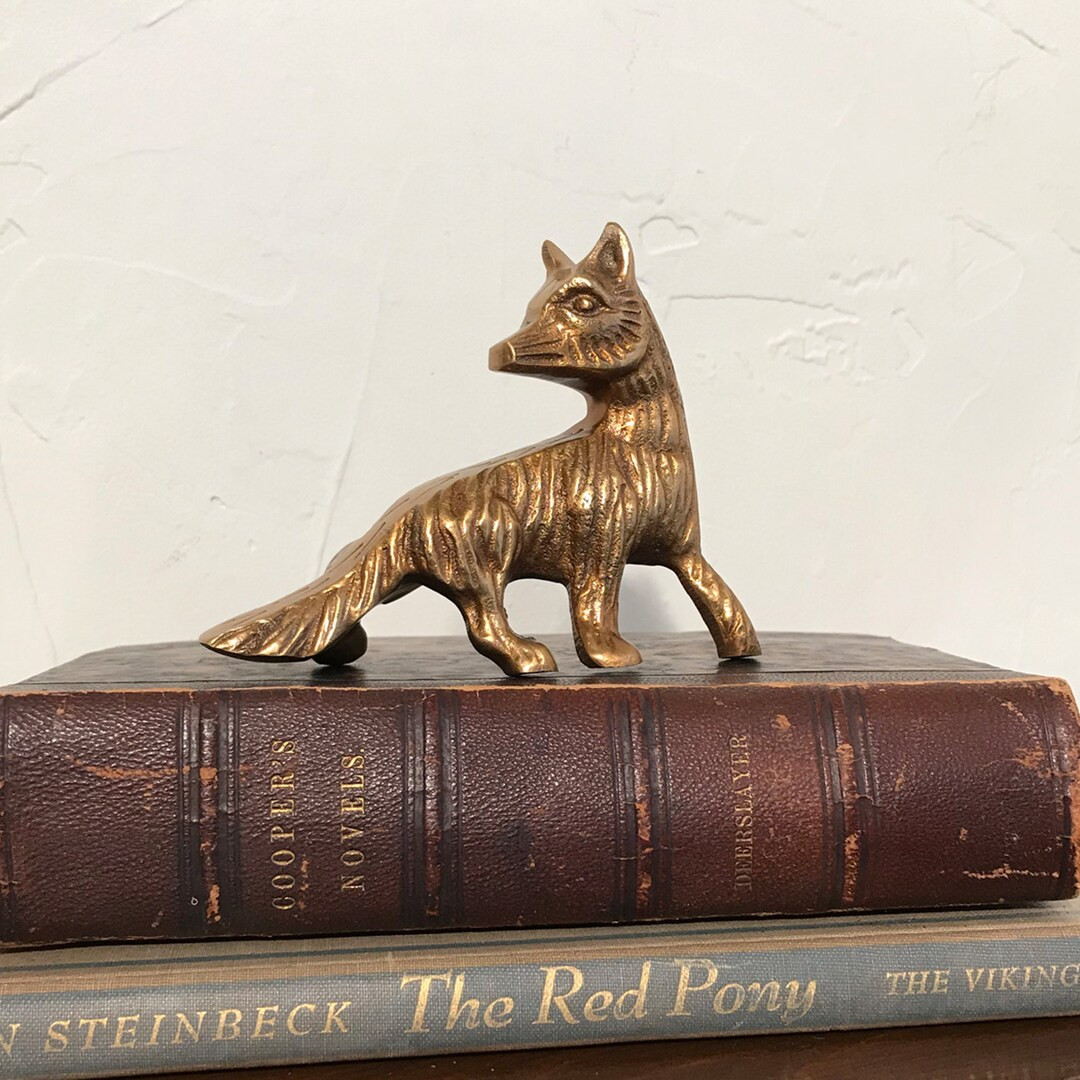 4-1/4 Antiqued Brass Sly Fox Paperweight Tabletop Decor - Etsy | Etsy (US)