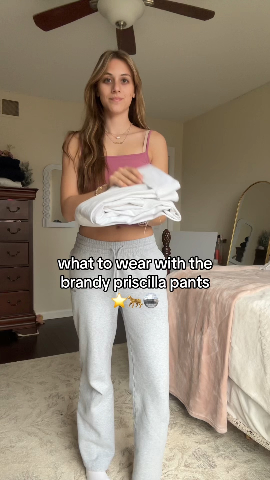 styling these brandy sweatpants! ⭐️

#LTKSeasonal #LTKFindsUnder100 #LTKStyleTip