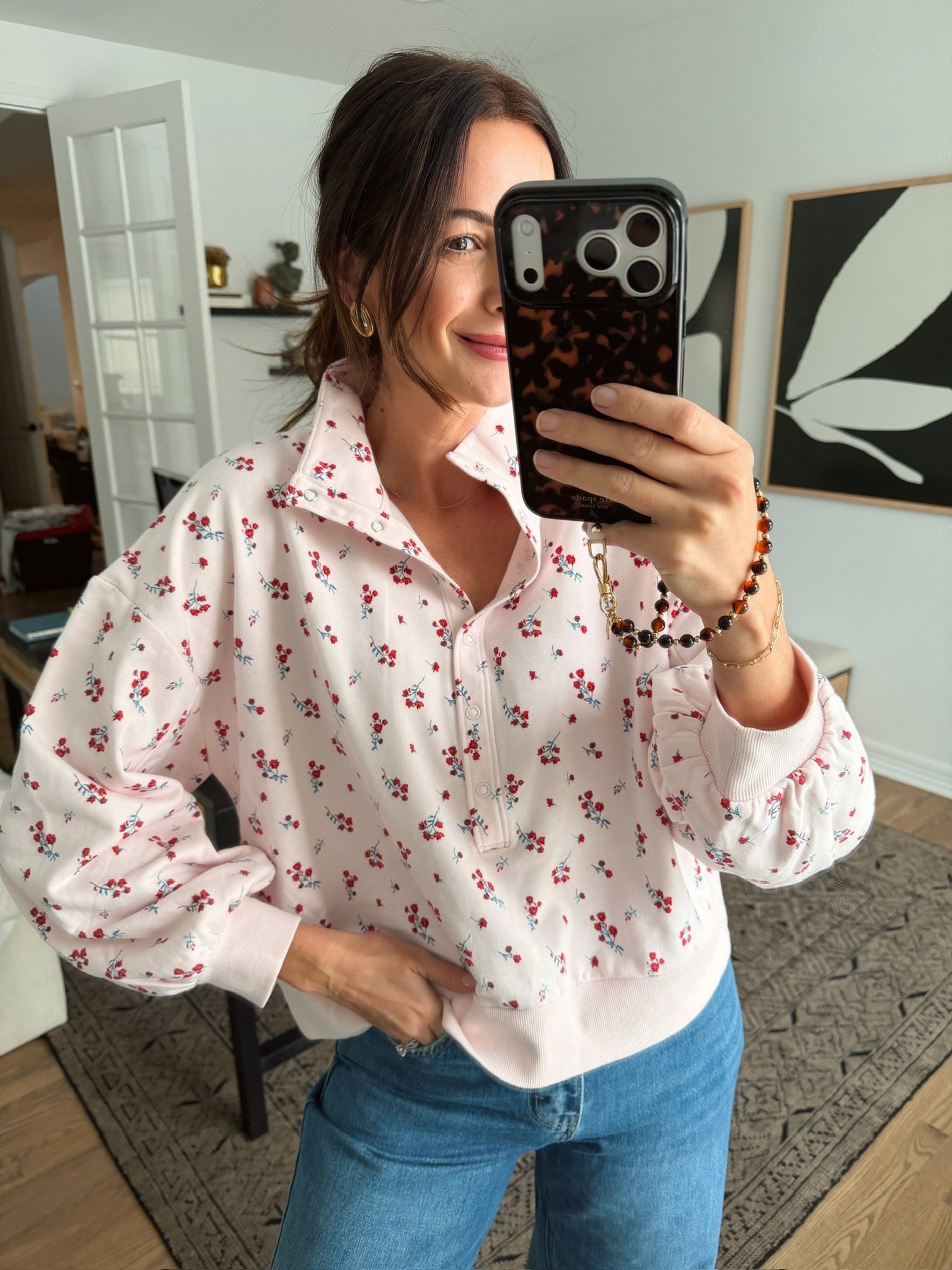 This floral pullover is so cute and it screams SPRING to me! 

#LTKootd #LTKActive

#LTKgrwm #LTKmomlife #LTKSeasonal