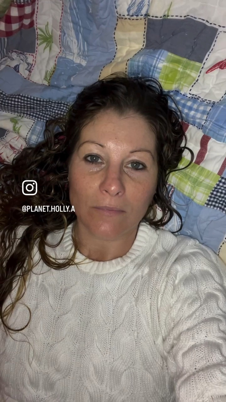 DermSelect • Self Esteem Beauty Serum

Smoothing fine lines and fighting those wrinkles while I sleep. 

#nightserum #finelines #over40skin #ageless #skincare 

#LTKover40 #LTKbeauty #LTKVideo