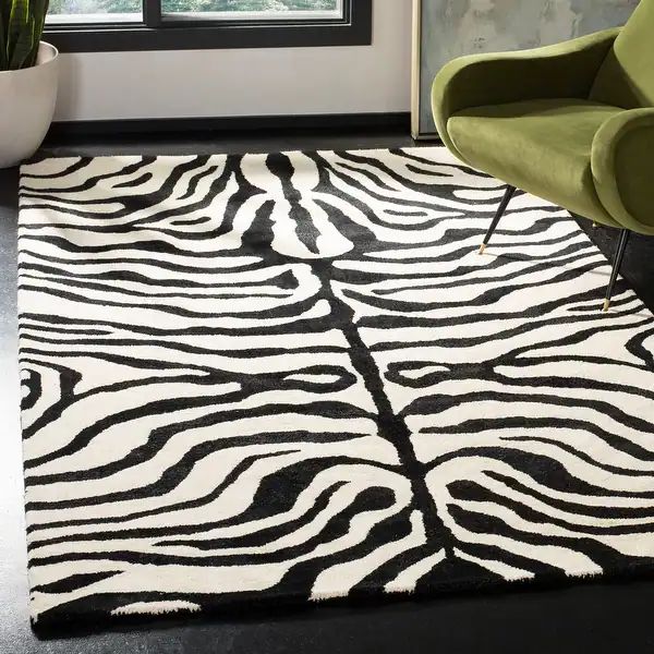SAFAVIEH Handmade Soho Melie Zebra N.Z. Wool Rug - 2'6" x 10' Runner - Black/White | Bed Bath & Beyond