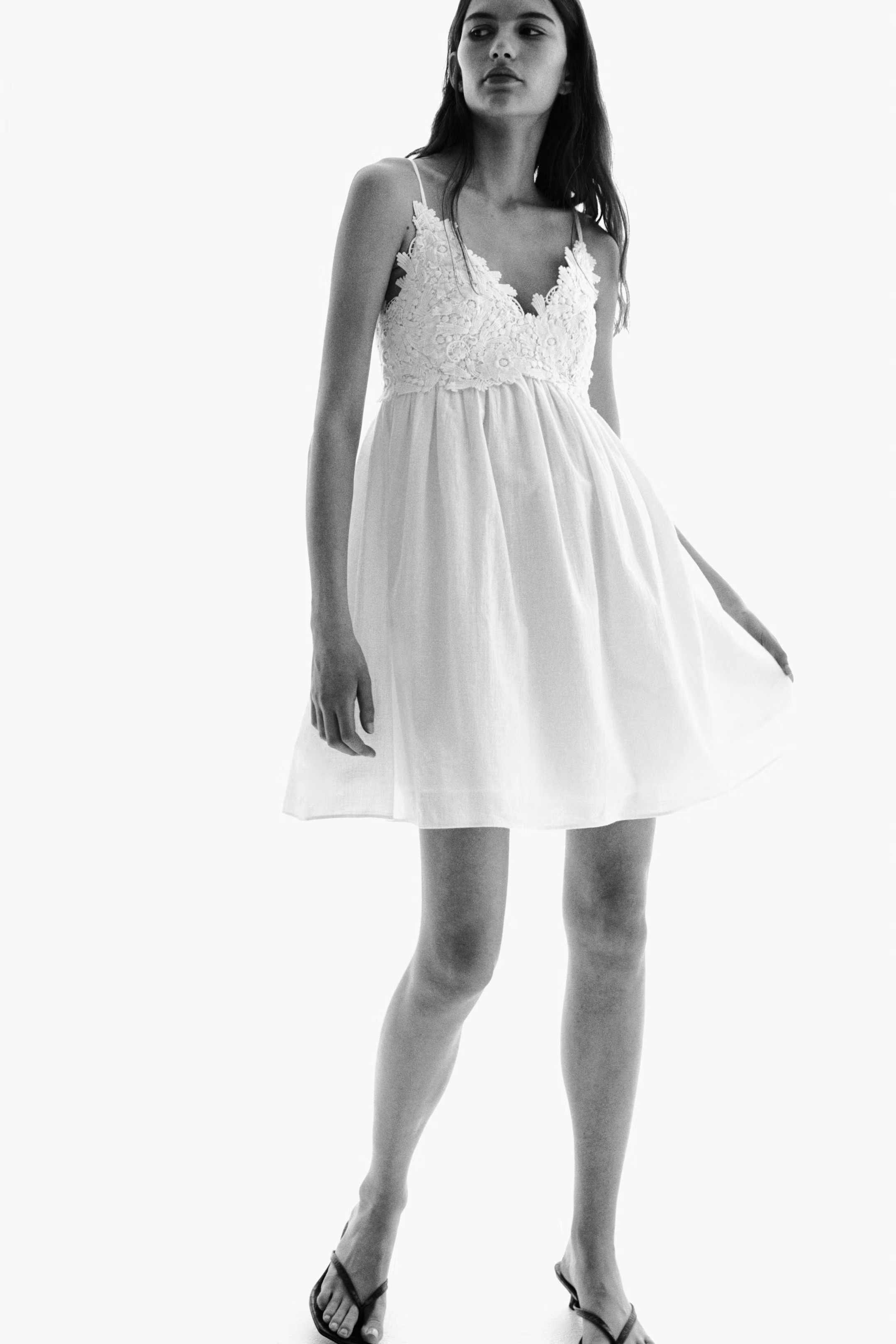 Embroidery-detail dress | H&M (UK, MY, IN, SG, PH, TW, HK)