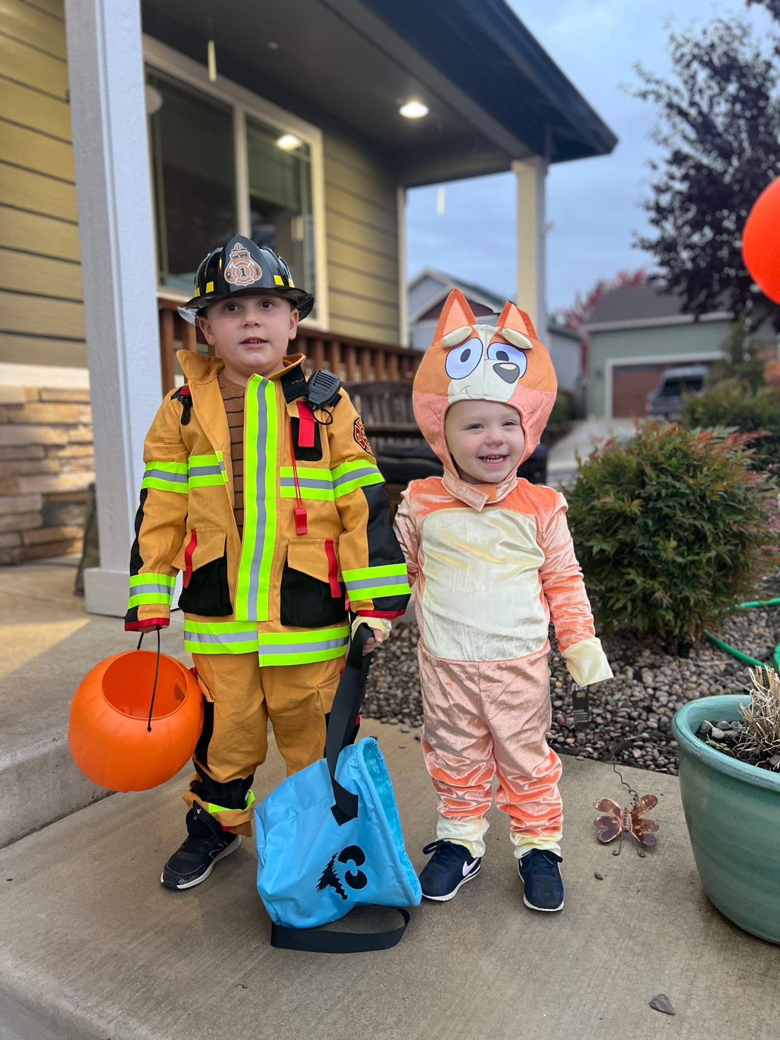 Toddler Halloween costume ideas to take advantage of Amazon prime deals ! #halloweencostumes #amazonprime #toddlercostume #kidshalloweencostumes

#LTKKids #LTKFamily #LTKSeasonal