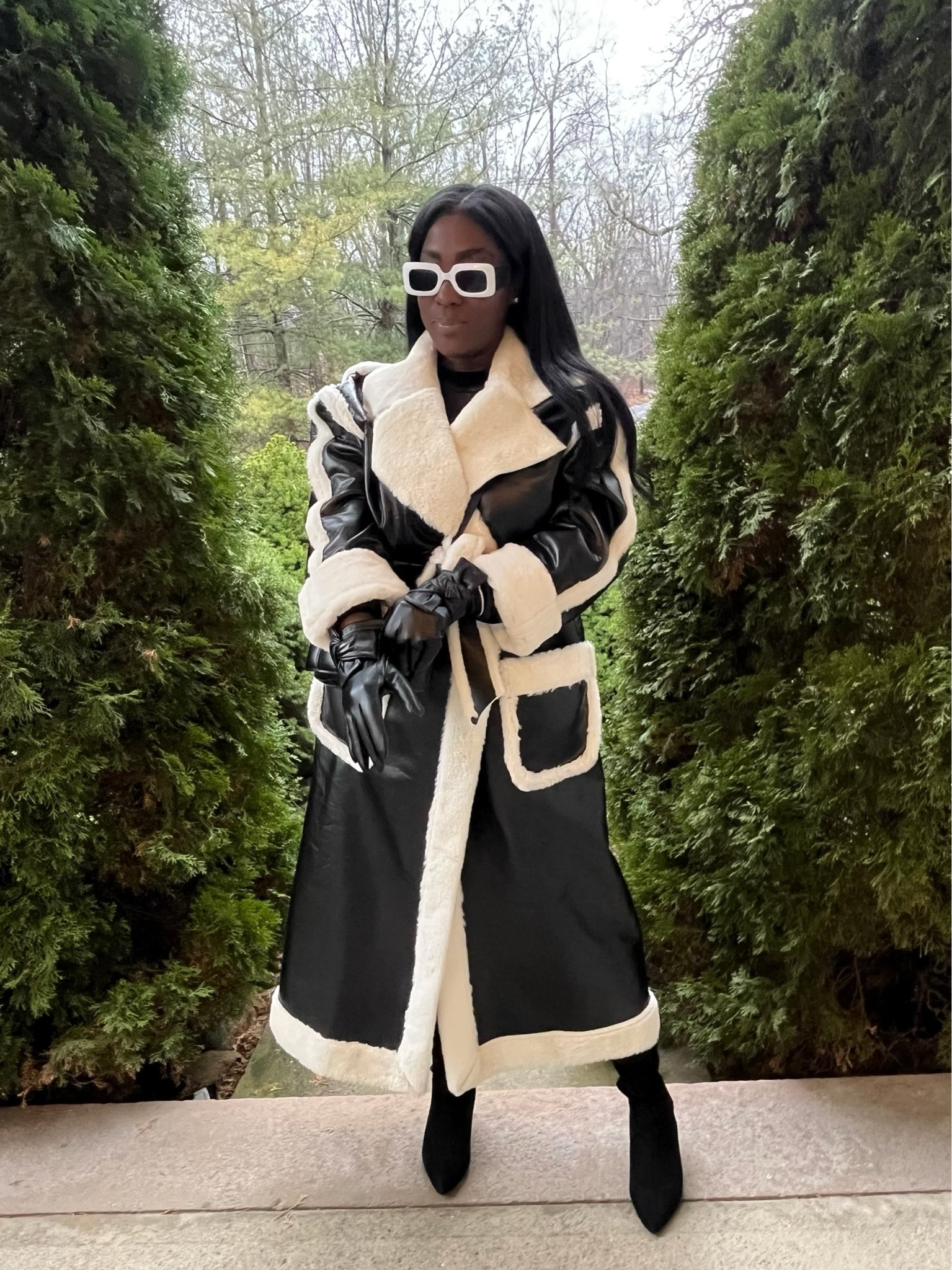 Black And White Coat Season

#LTKunder100 #LTKGiftGuide #LTKSeasonal