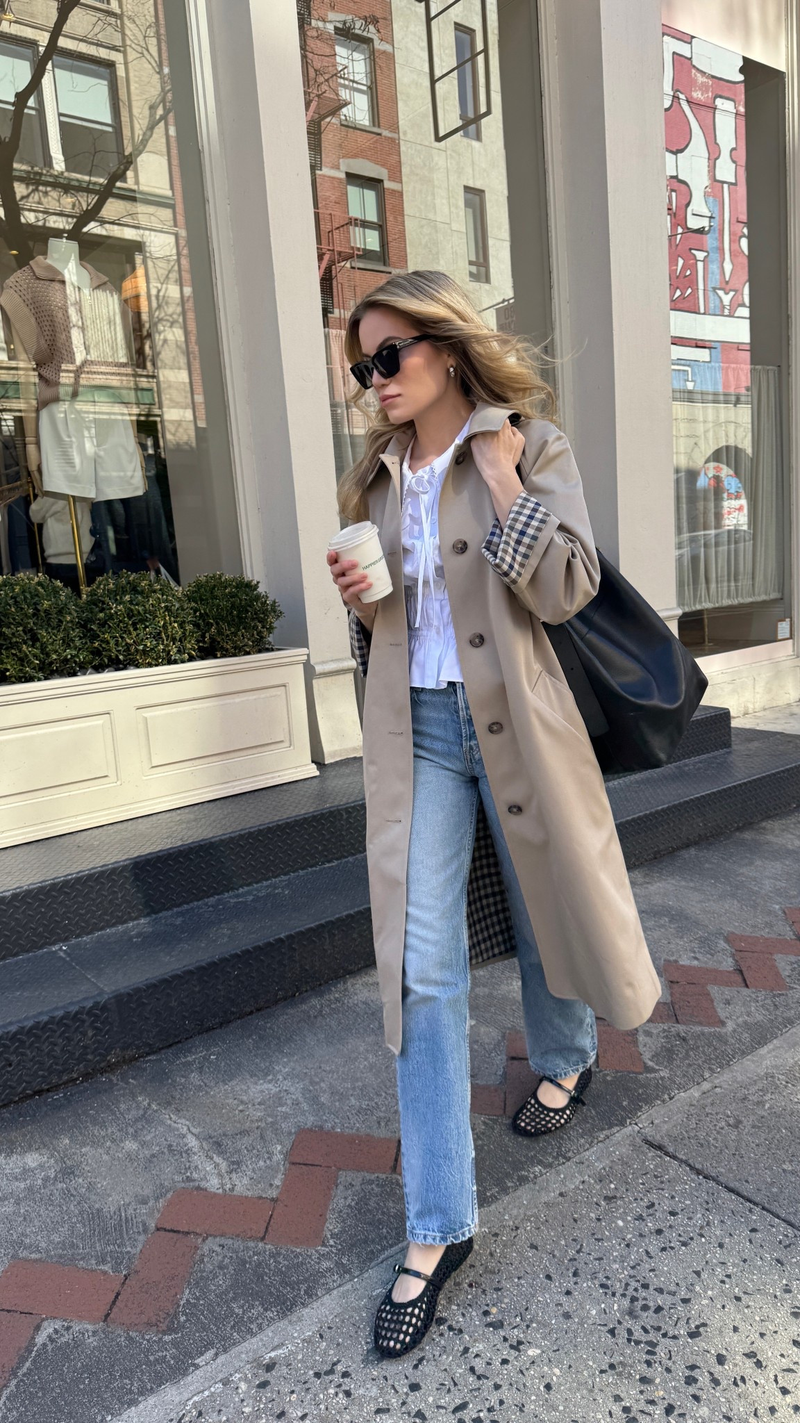 First day of Spring 

Zara Gabardine Shirt 2748/250
Zara Woven Strap Ballet Flat 2516/510
Zara Extra Long Mid-Rise TRF Straight Leg 2569/015
Zara Embossed Hoop Earrings 4736/041

#LTKFindsUnder100 #LTKWorkwear #LTKSeasonal