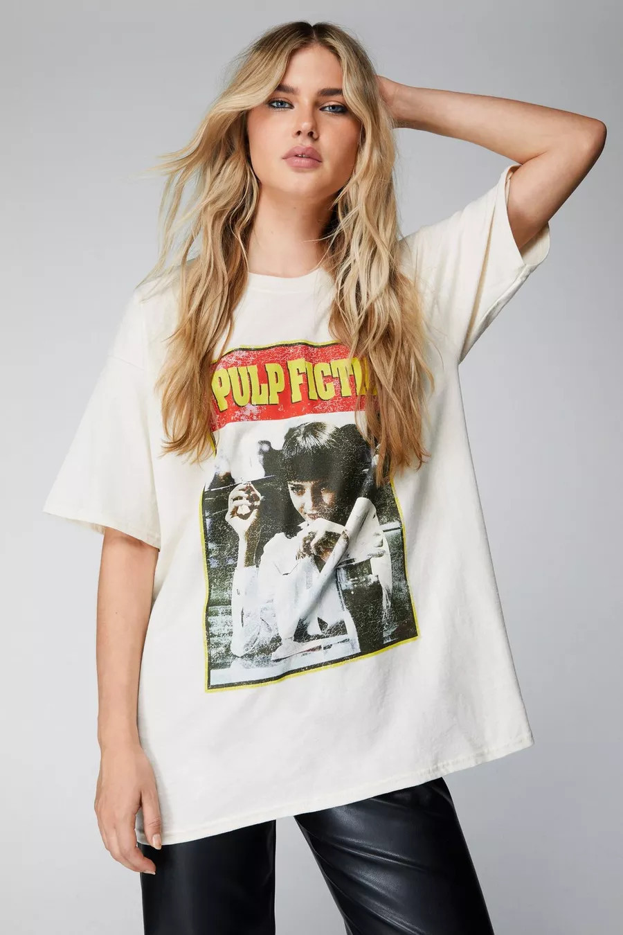 Pulp Fiction Graphic T-shirt | Nasty Gal US