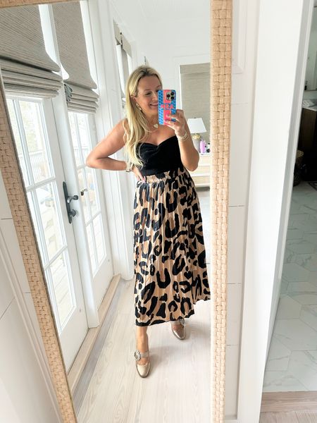Loving this leopard skirt with the Amazon top. Wearing a small in both. Code FANCY15 for 15% off skirt  

#LTKstyletip #LTKFind #LTKunder100
