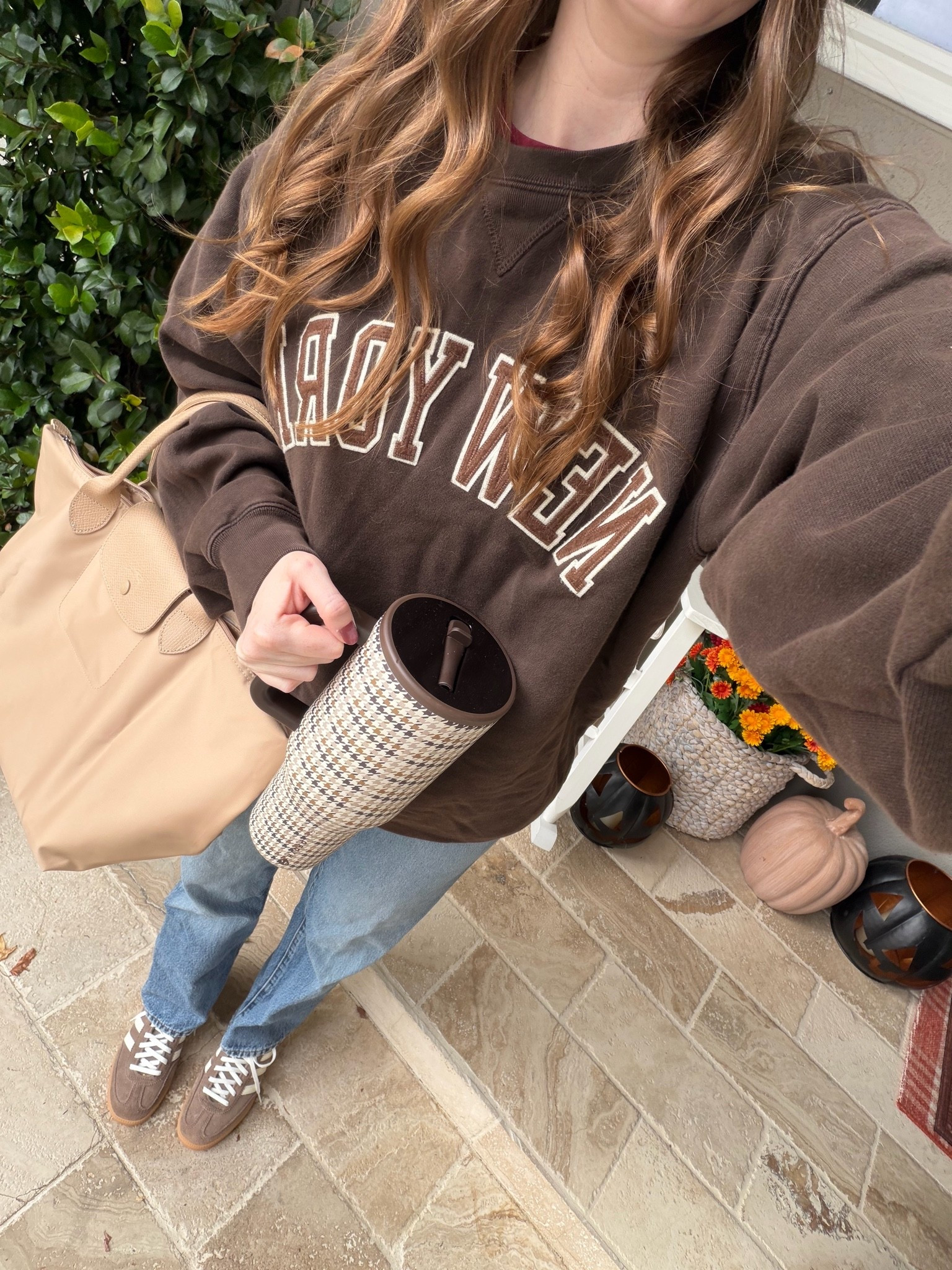 fall ootd 🤎🍂 (sweatshirt is brandy)