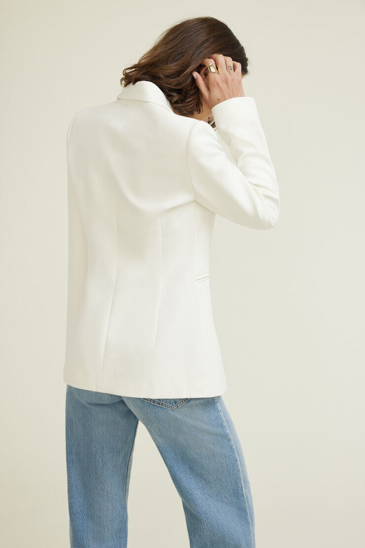 Ezra Fitted Blazer | Dynamite Clothing