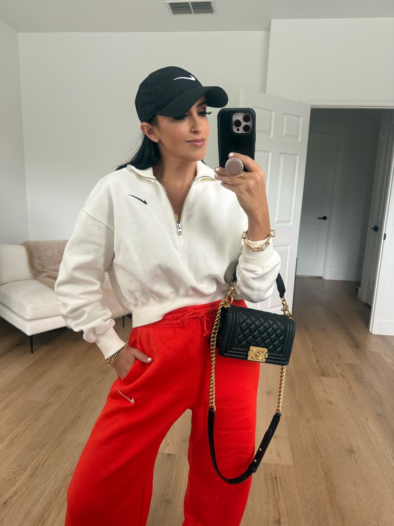 Nike Sportswear Phoenix Fleece
Women's High-Waisted Wide-Leg Pants wearing size small. Nike Pandas