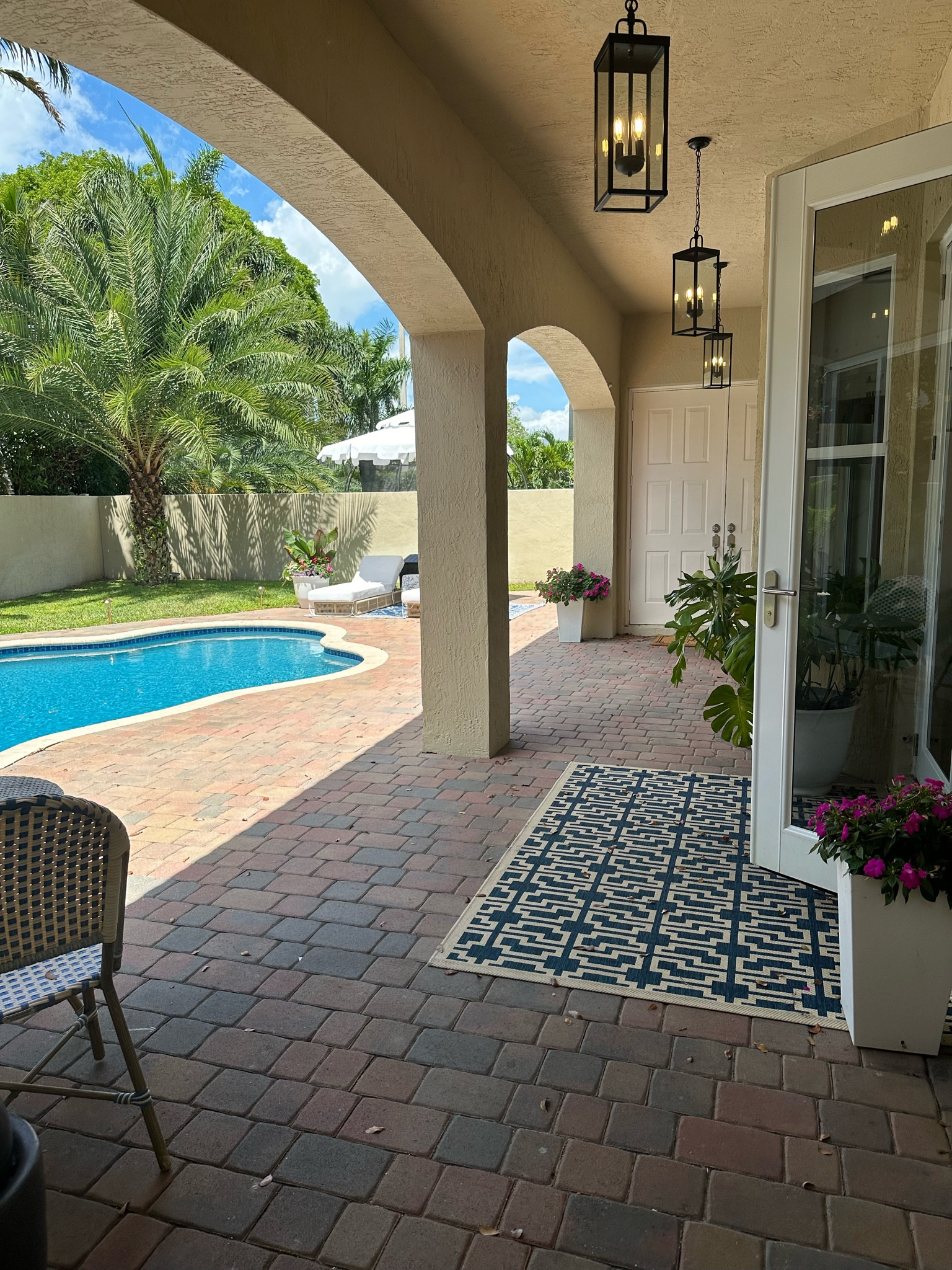 Lanterns outdoor lights 

#LTKHome