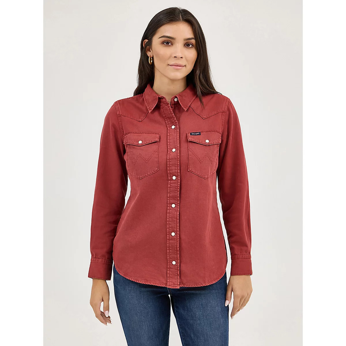 Women's Wrangler Colorwash Slim Western Snap Shirt in Burgundy | Wrangler