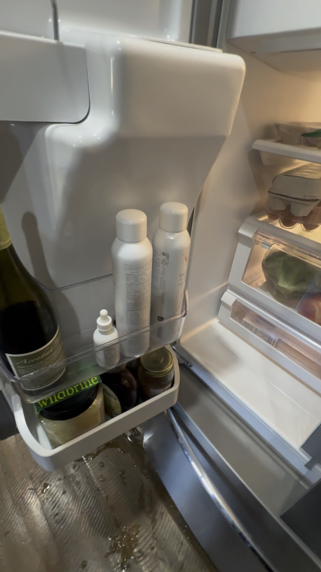 Airplanes don’t help #skincare #airplanemusts #travellife #travelskincare 