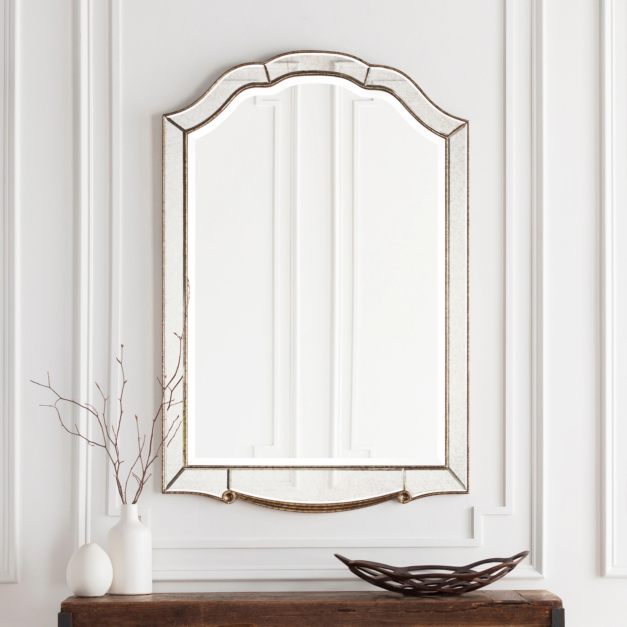 Livabliss Hector Elegant Antique Accented Arched Wall Mirror - 31.5" x 47.6" | Overstock