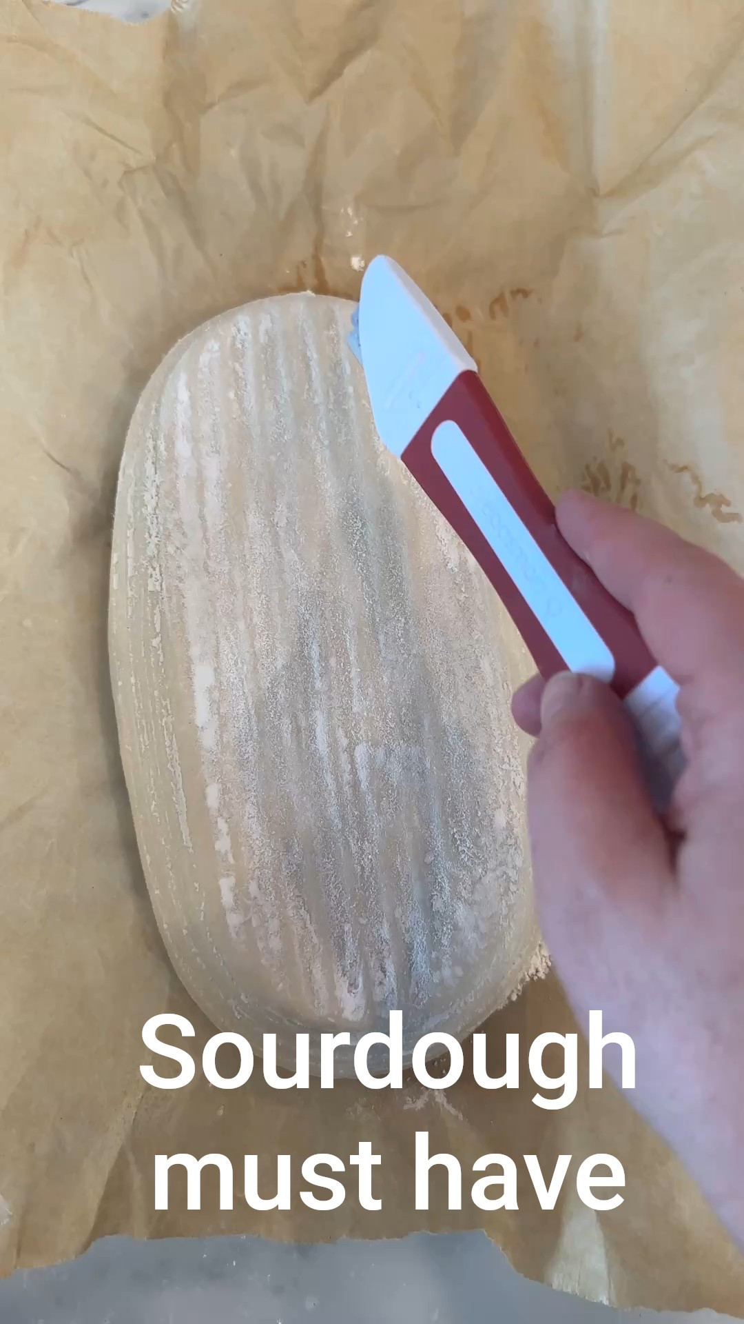 The sourdough tools you need! This bread lame comes with a kit but it’s been a game changer when it comes to scoring my bread! Plus it’s safer than that double sided razor on a wooden stick that I used before! 
#sourdoughtool