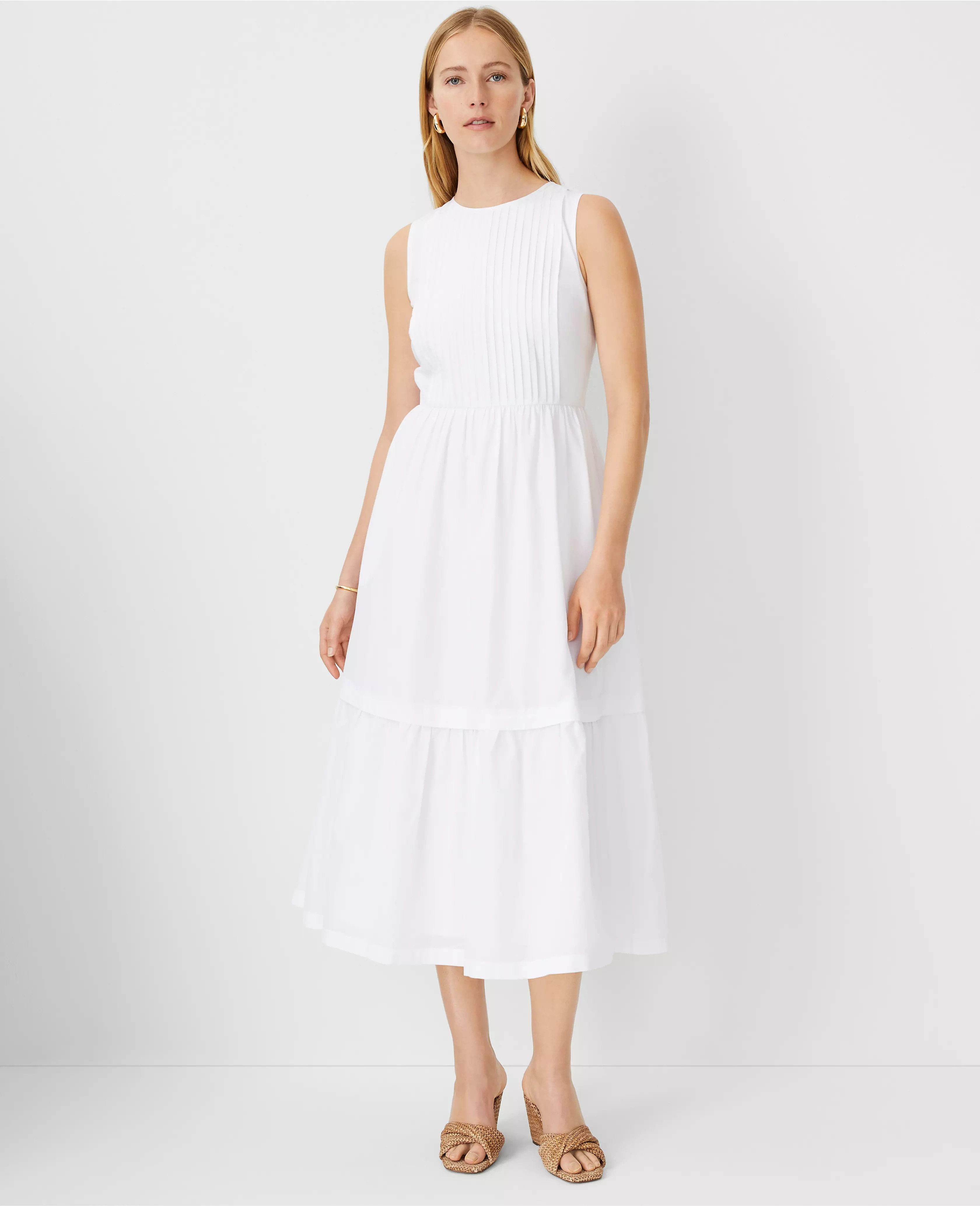 Petite Linen Blend Pintucked Flare Maxi Dress | Ann Taylor (US)