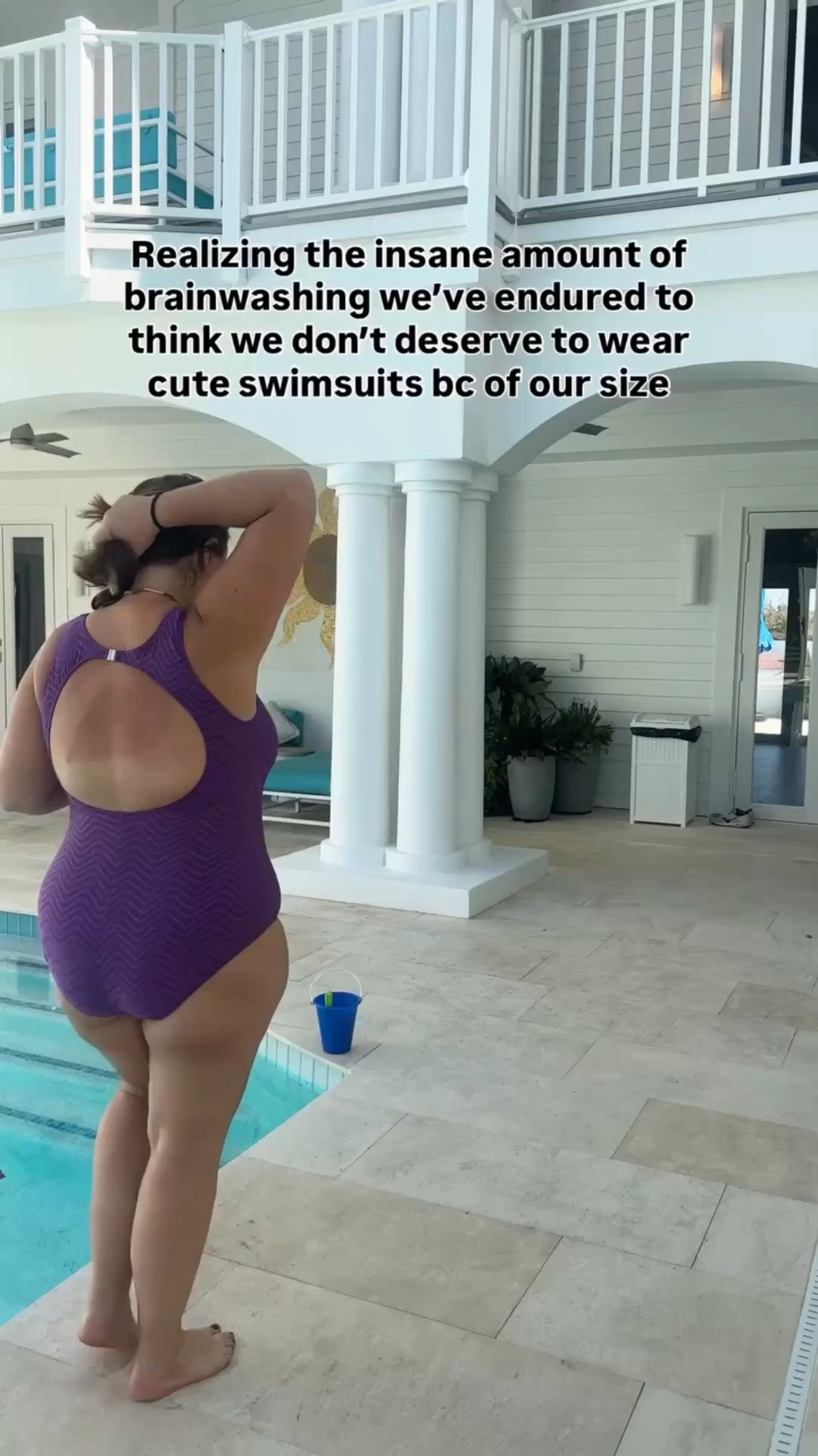 wear 👏🏼 the 👏🏼 suit 👏🏼

follow @streetsbeatseats for all things body confidence and curvy fashion

One piece swimsuit - swimwear - bathing suit  

#LTKMidsize #LTKSwim #LTKPlusSize