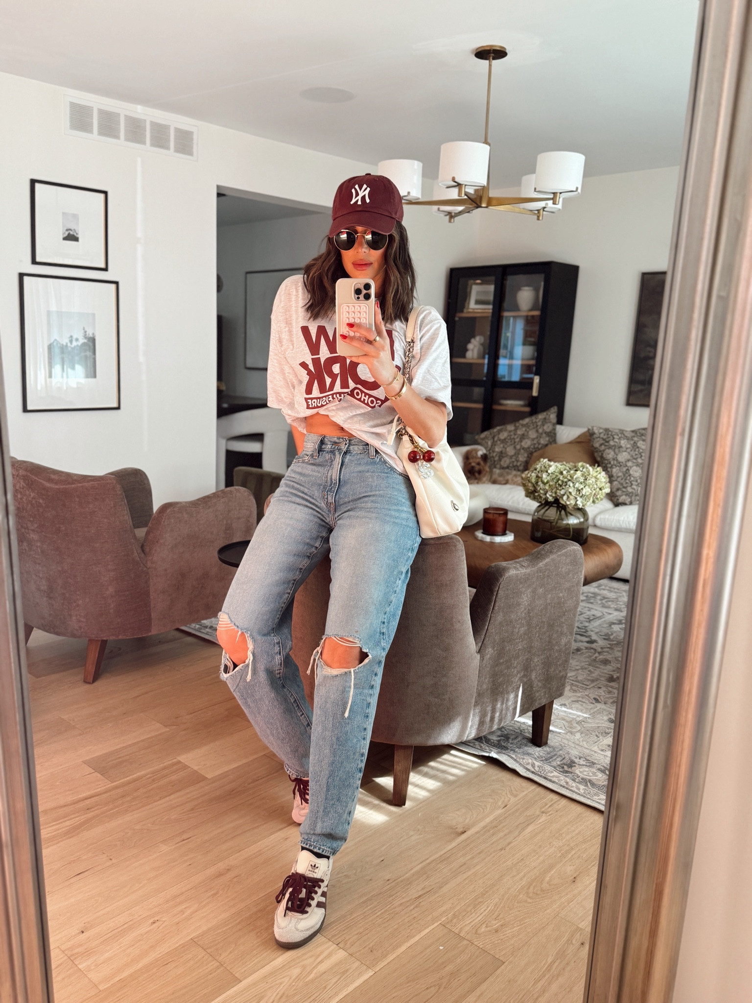 Jeans im wearing a 27. They are very comfortable 
Shoes run TTS
Tshirt is Zara 

#LTKStyleTip #LTKFindsUnder50