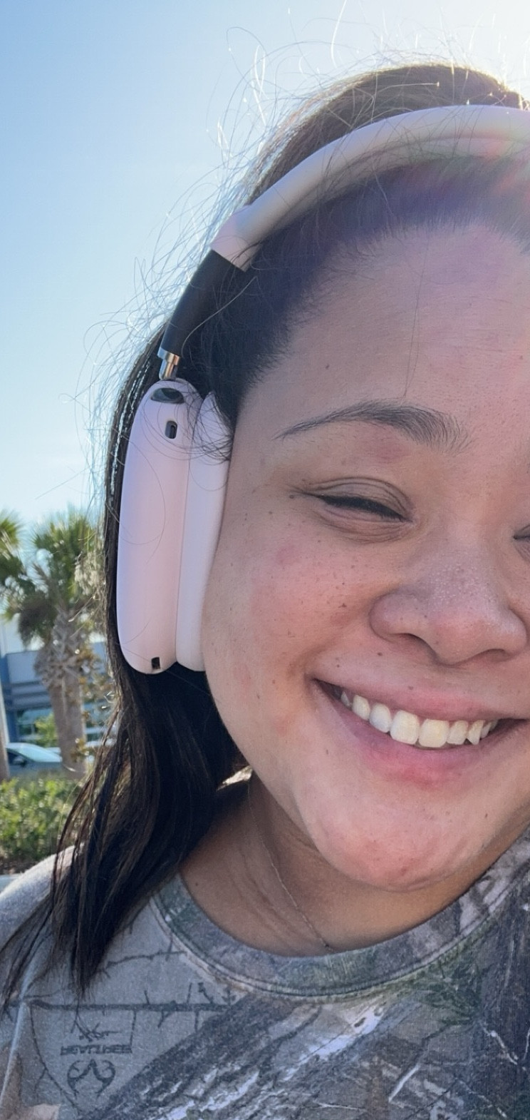 someone at the gym asked about my AirPods Max cover so I thought I’d share 💖 I’ve had these for over a year and loved it! buying another color soon 🤭

#LTKActive #LTKFitness #LTKGiftGuide