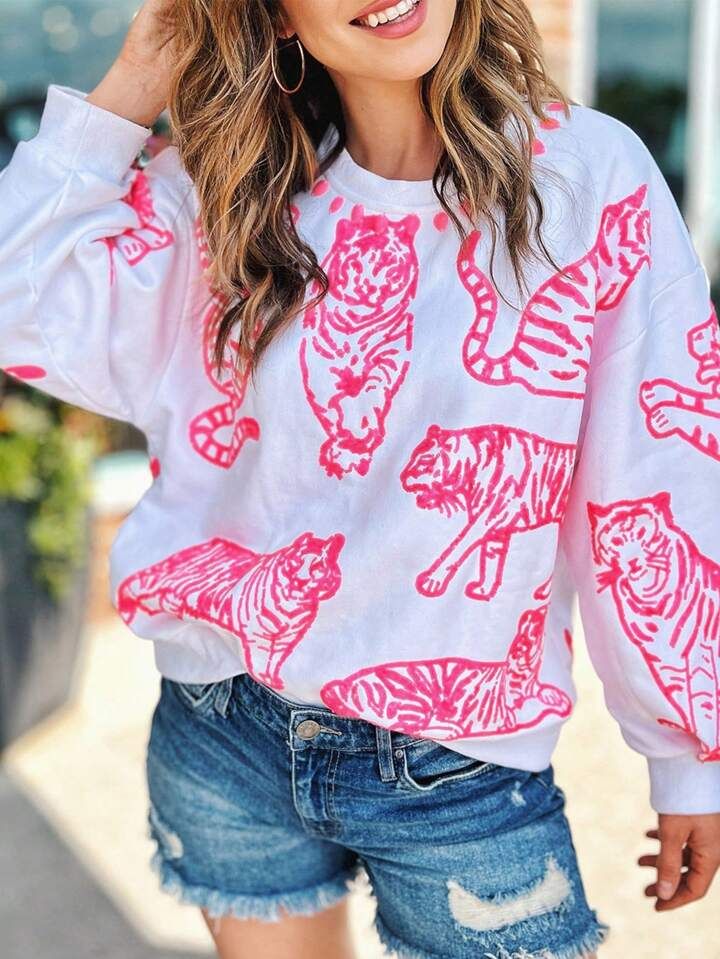 Pink Tiger Print Round Neck Casual pullover sweatshirt | SHEIN