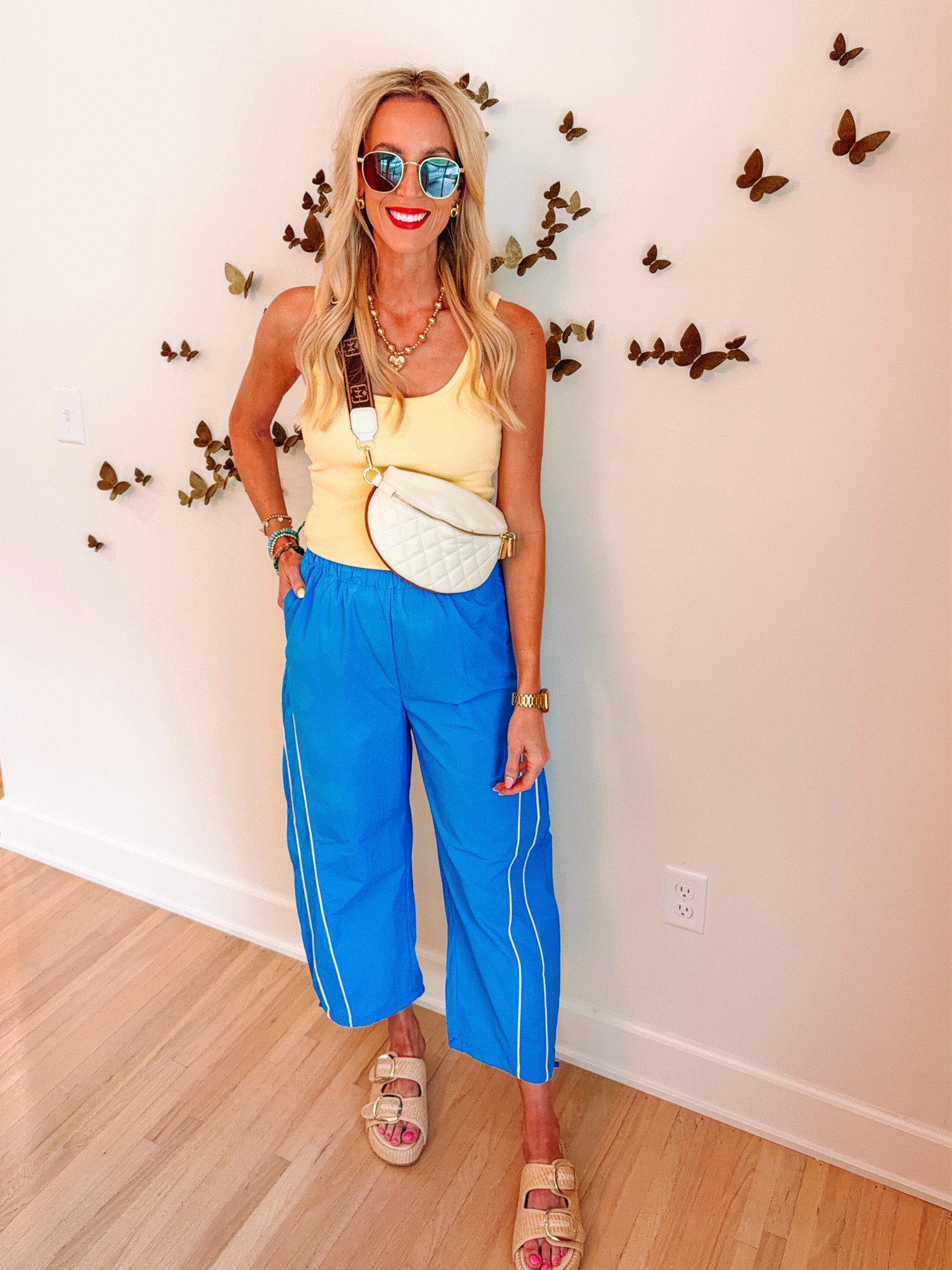 Loving this outfit for summer! 

Track pants / Summer style / Crossbody bag / Aviators / Platform sandals

#LTKdayinmylife #LTKootd #LTKgrwm