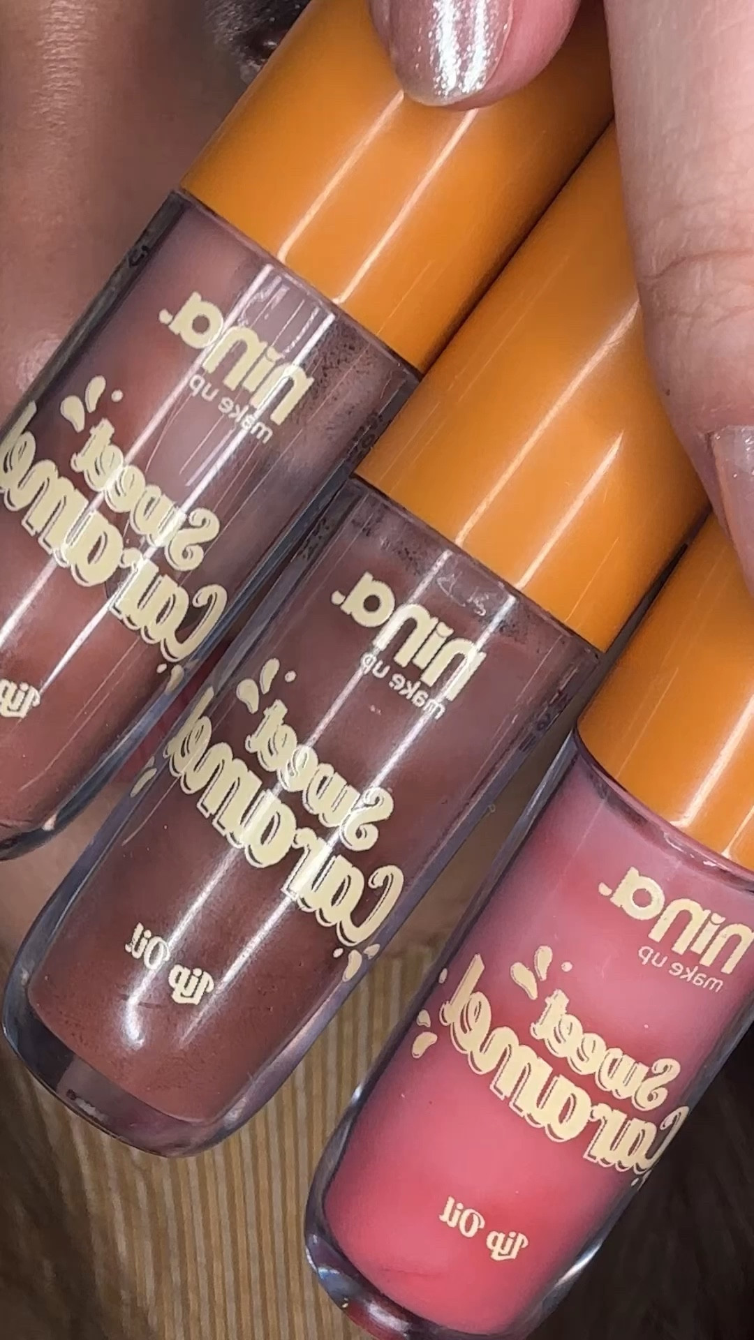 LIP OIL COM GOSTINHO DE CARAMELO 

#LTKbrasil #LTKbeleza