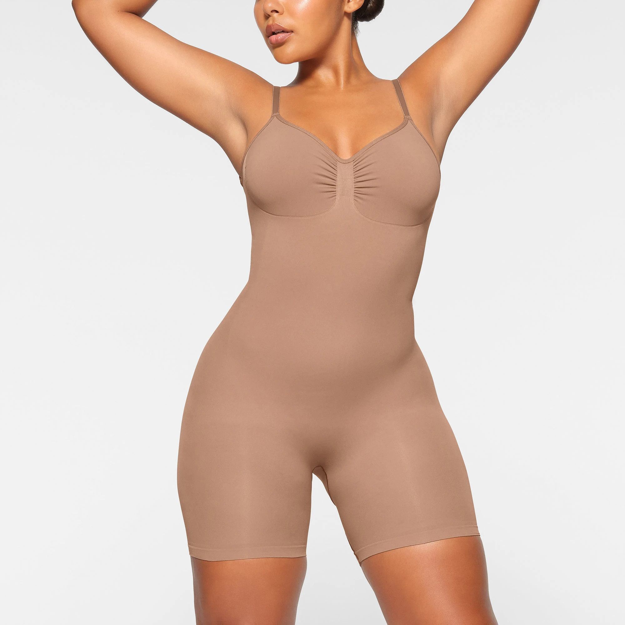 LOW BACK MID THIGH BODYSUIT | SKIMS (US)