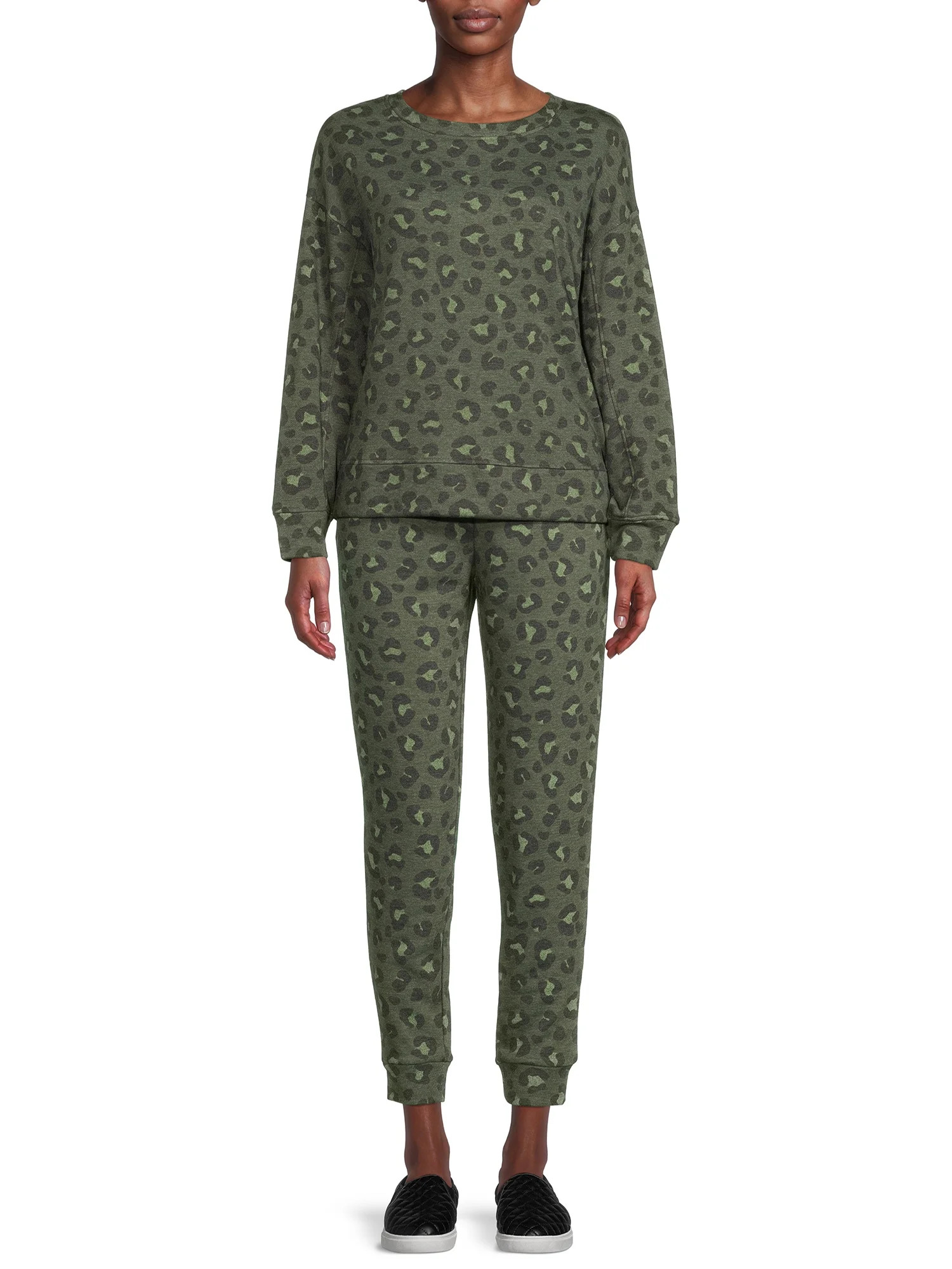 Secret Treasures Women's and Women's Plus Size Sleep Top and Pants Set, 2-Piece | Walmart (US)