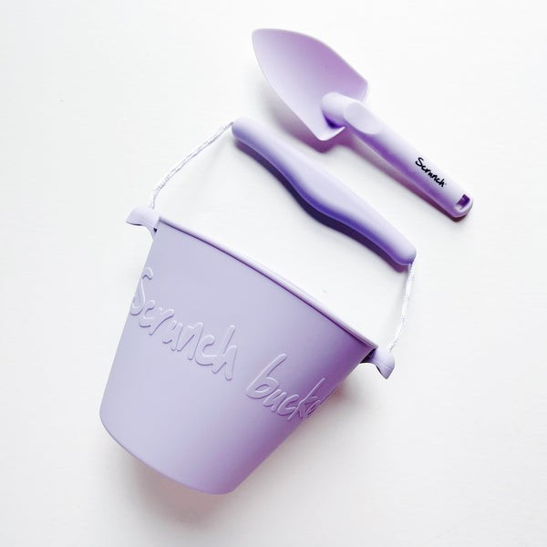 Scrunch // Scrunch Bucket Pail and Shovel Set | June & January | June & January