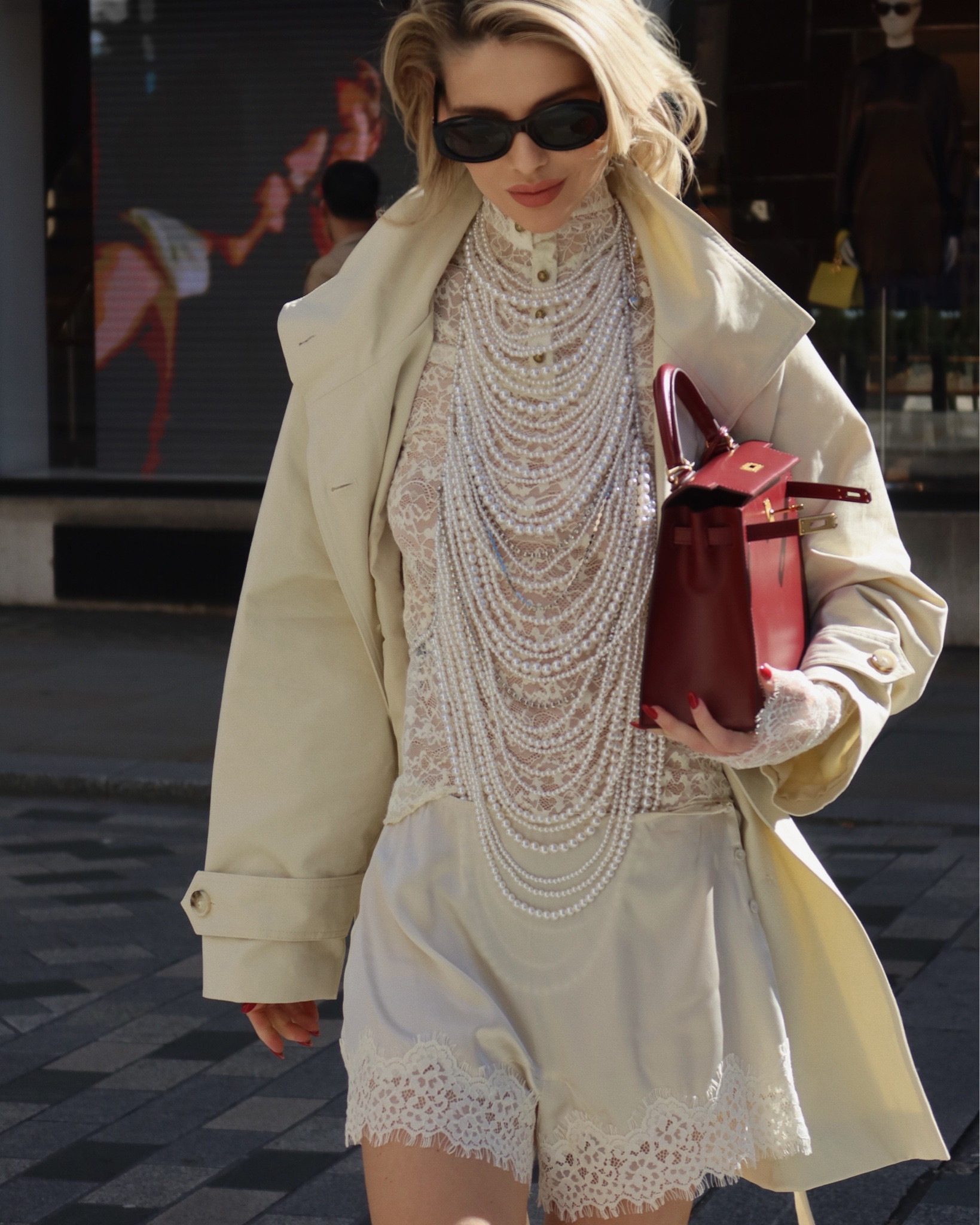 Spring in the city! So it’s all about light textured and trench coats 

#LTKspringtrends #LTKspring #LTKootd