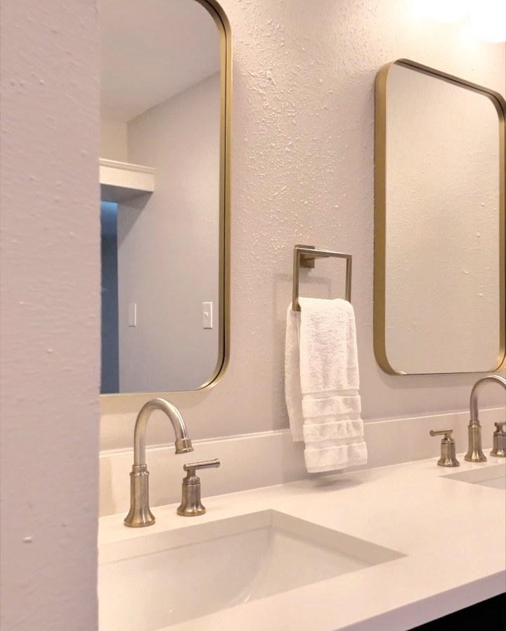 Elevate Your Daily Routine: Luxe Bathroom Essentials You Need Now 🛁✨

Turn your everyday bathroom routine into a spa-like retreat without the luxury markup. From plush, hotel-quality towels and chic dispensers to must-have organizers, these bathroom staples deliver an instant aesthetic upgrade.

Why You'll Love These Essentials:

Spa-Worthy Vibe: High-end textures and sleek finishes that make any space look custom.

Functional Luxury: Clever organizers to keep countertops clean and clutter-free.

Daily Upgrade: Durable, beautiful staples you will want to buy again and again.

Ready to give your bathroom a seamless refresh?

🛍️ Everything is linked on my profile in the @shop.ltk pp.  Search Elizabeth_Greever to find & follow my profile.  All my recent IG posts can be found at the top.  You can also shop everything through the link in my bio - @eversancooperdesign
Comment "BATH" below and we’ll send the direct shopping link straight to your inbox, or tap the link in our bio to shop the collection!

#LTKhome #BathroomMakeover #BathroomDecor #HomeEssentials #SpaBathroom #LTKfinds #InteriorStyling #HomeRefresh


#LTKdayinmylife #LTKHome #LTKvlog