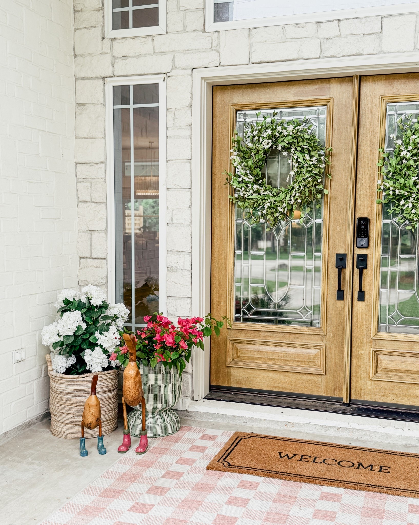 I love these gorgeous wreaths and gingham layering rug for our front porch! @wayfair is my favorite place to grab outdoor decor! #ad #wayfairpartner #wayfair 