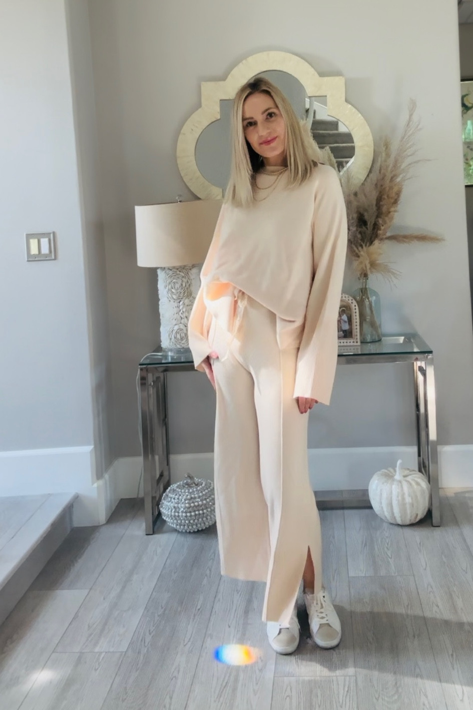 Comfy & casual style for mamas 

#LTKover40 #LTKstyletip