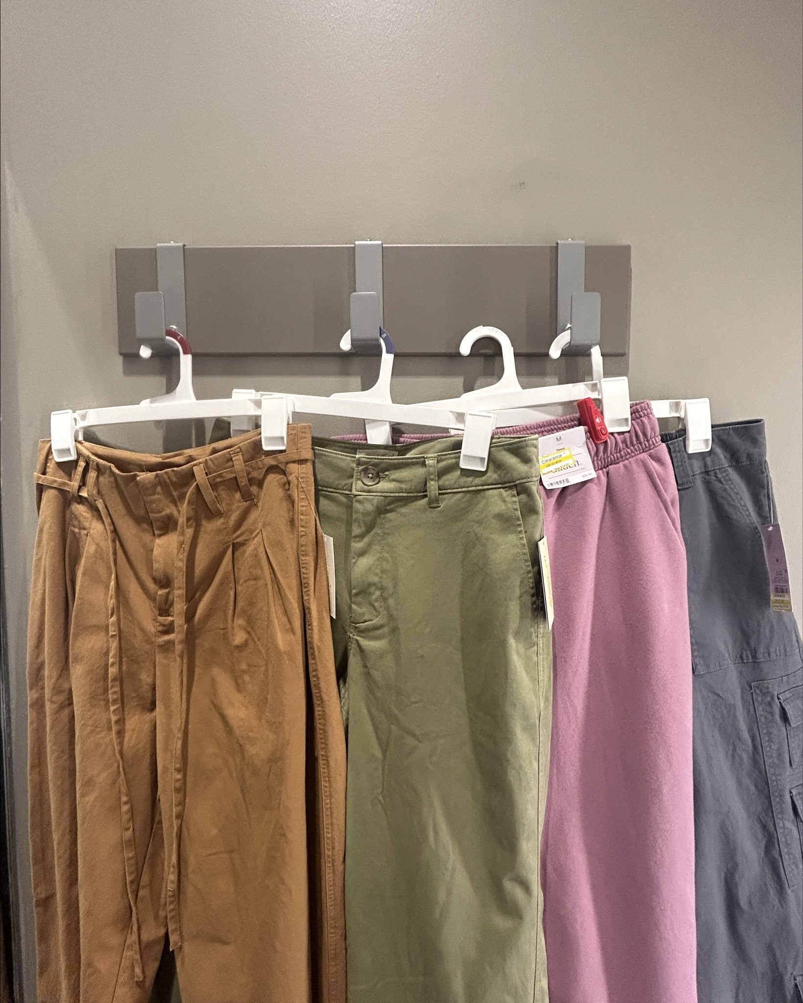 are you ready for another #tryonhaul? this time, i’m sharing target pants + denim from late summer/early fall 2025 ☺️ follow me for my pics/recommendations the fitting room #targetfinds #fittingroom #denim

#LTKSaleAlert #LTKFindsUnder100 #LTKFindsUnder50