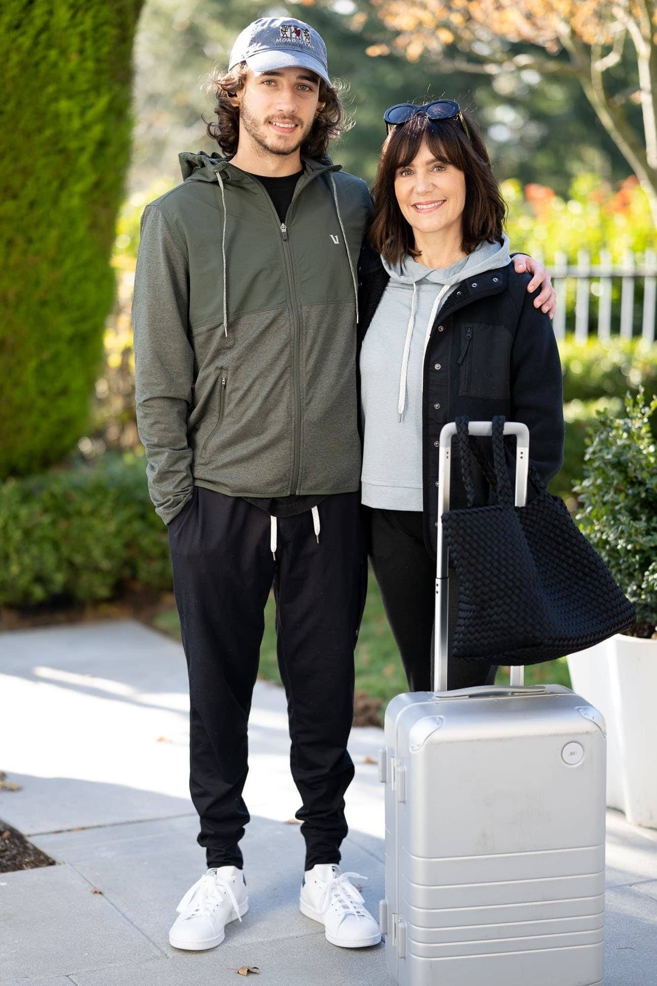 These performance joggers are the best! My son Jack and I both wear them. Comfortable and easy to style✨

@nordstrom #nordstrompartner