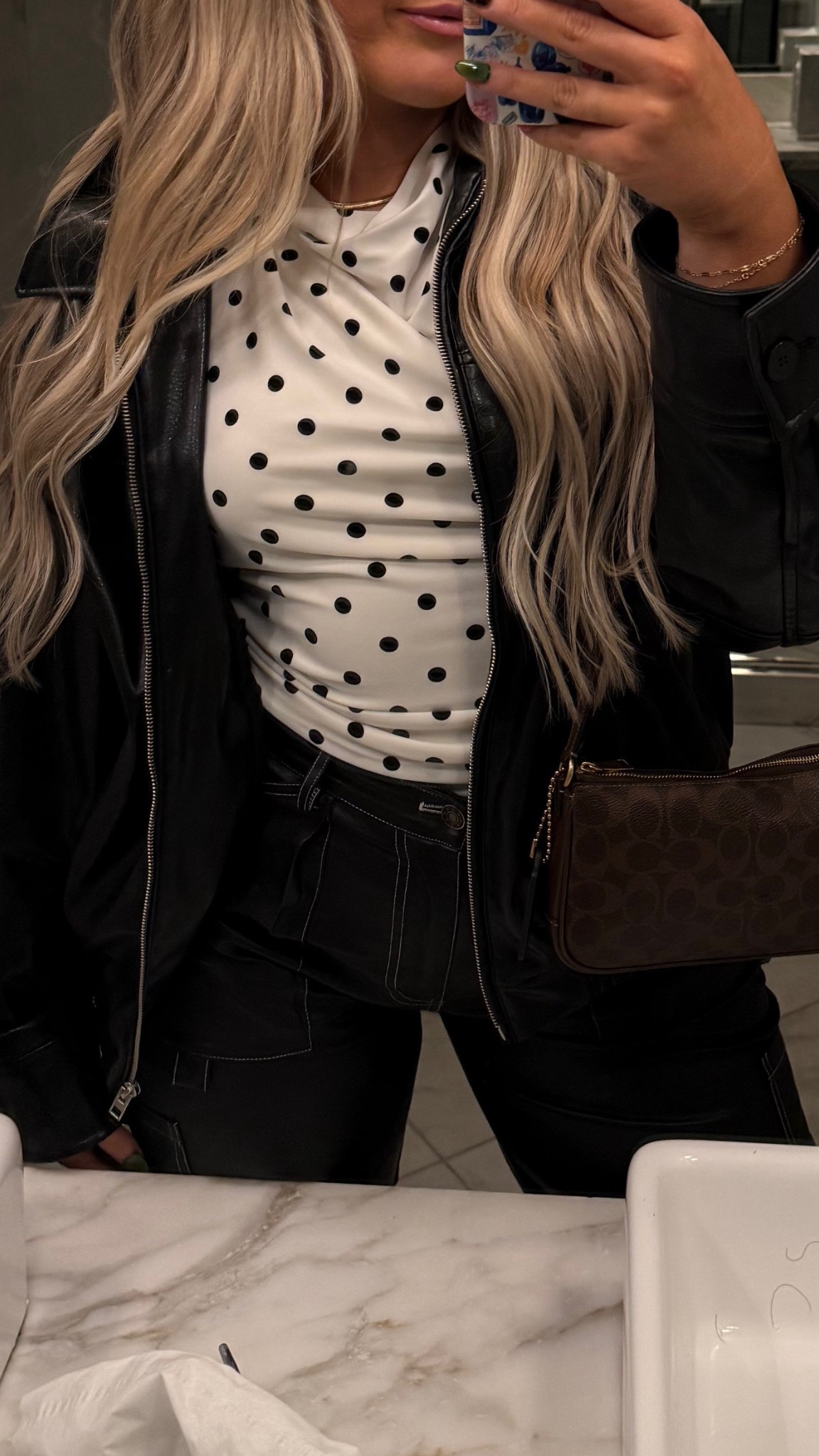 obsessing over these polka dots 

#LTKworkwear #LTKfindsunder100 #LTKstyletip