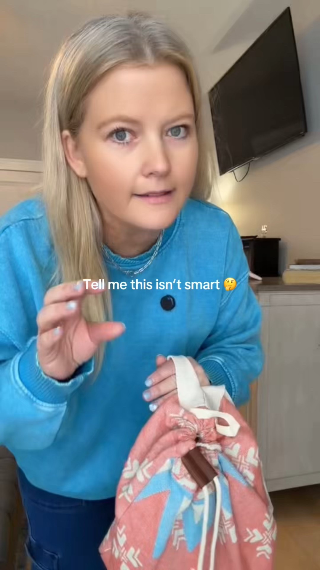 Genius! Perfect for beach or vacation trips! Absorbant and holds all my summer must haves. Grab the Sand Cloud Towel!
#beachtowel #beachbag #summeressentials #beachessentials

#LTKSeasonal #LTKActive #LTKSaleAlert