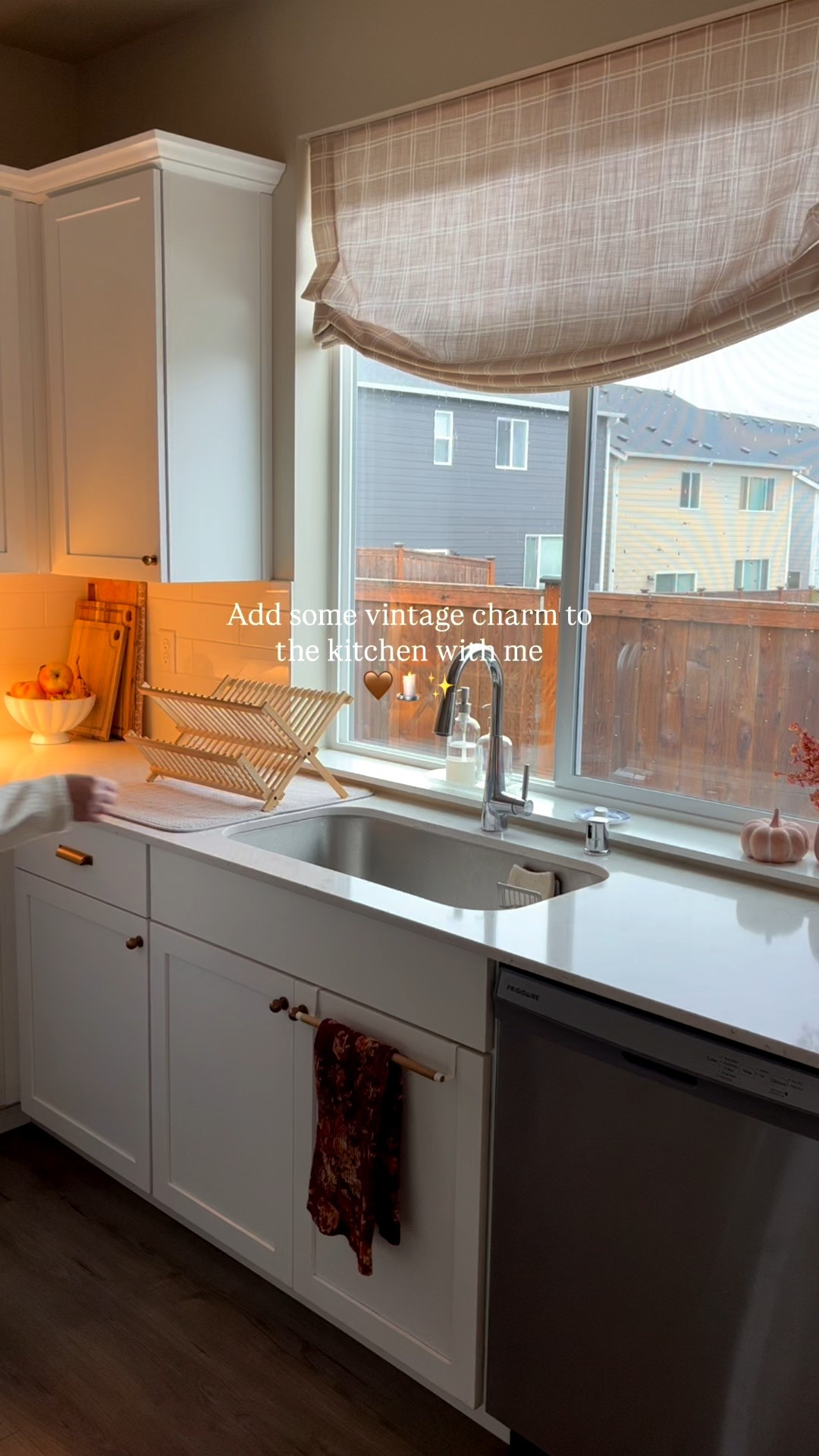 A small update that made our kitchen feel instantly cozier 🕯️

Linked a few vintage candle sconces from Etsy and the Command strips I used — such an easy way to add charm without tools or damage ✨


vintage candle sconce | easy home DIY | cozy kitchen 
#VintageHomeStyle #KitchenDecor #CommandStripsDIY #EtsyHomeFinds #CozyHome

#LTKHome #LTKStyleTip #LTKSeasonal