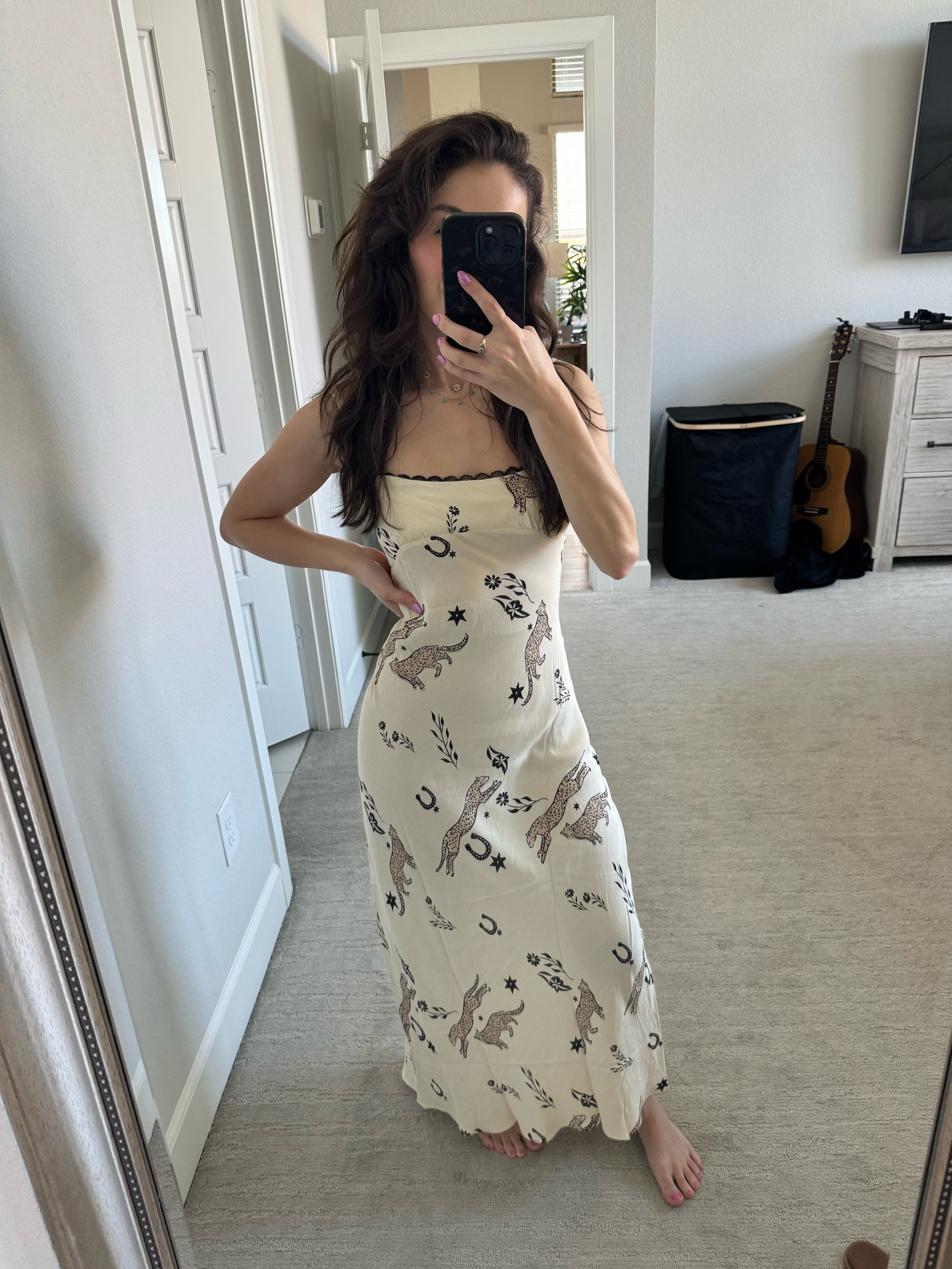 Spring fashion is coming in full swing with this spring dress I am OBSESSED with. 

#LTKfindsunder100 #LTKstyletip