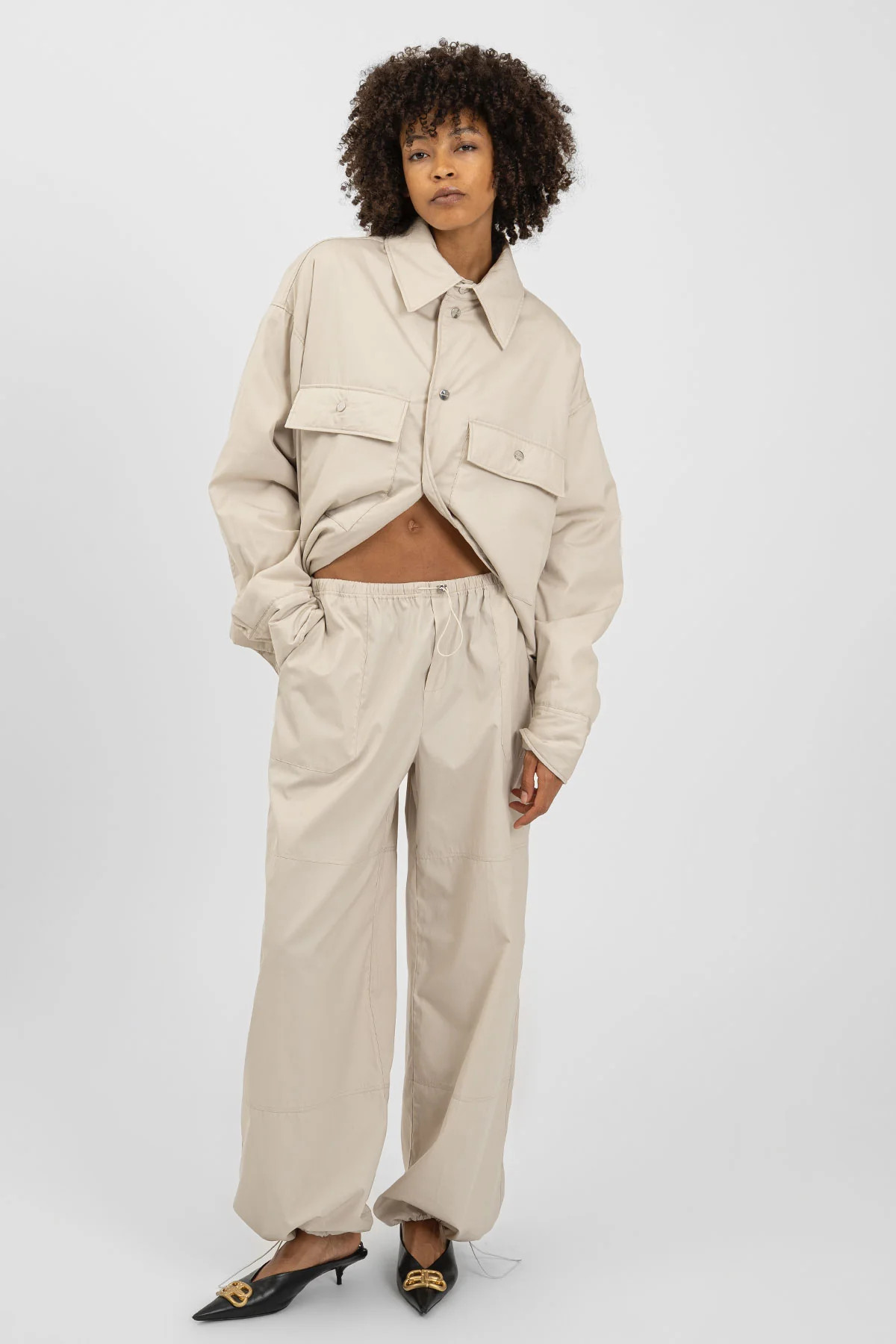 KAERA Pants Oatmeal | black palms