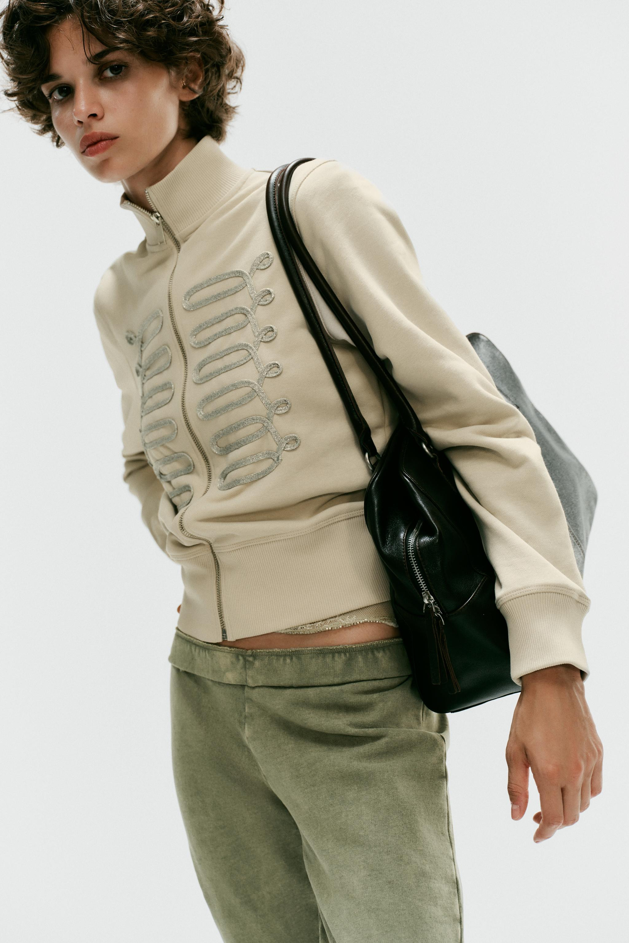 FROG FASTENING SWEATSHIRT | Zara US