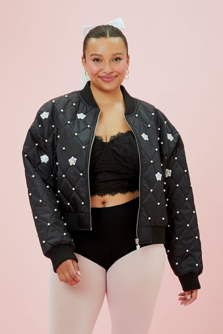 Plus Size Hello Kitty Quilted Jacket | Forever 21